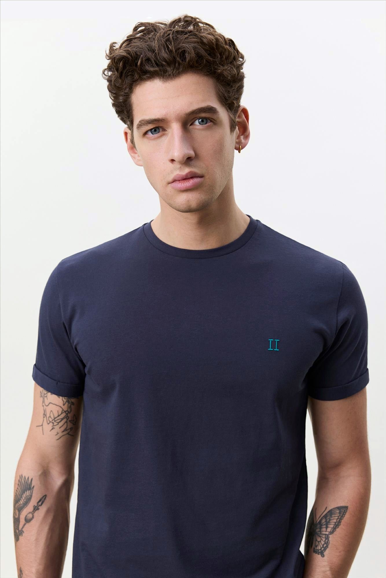 LES DEUX  - Donkerblauwe Core Seasonal T-shirt