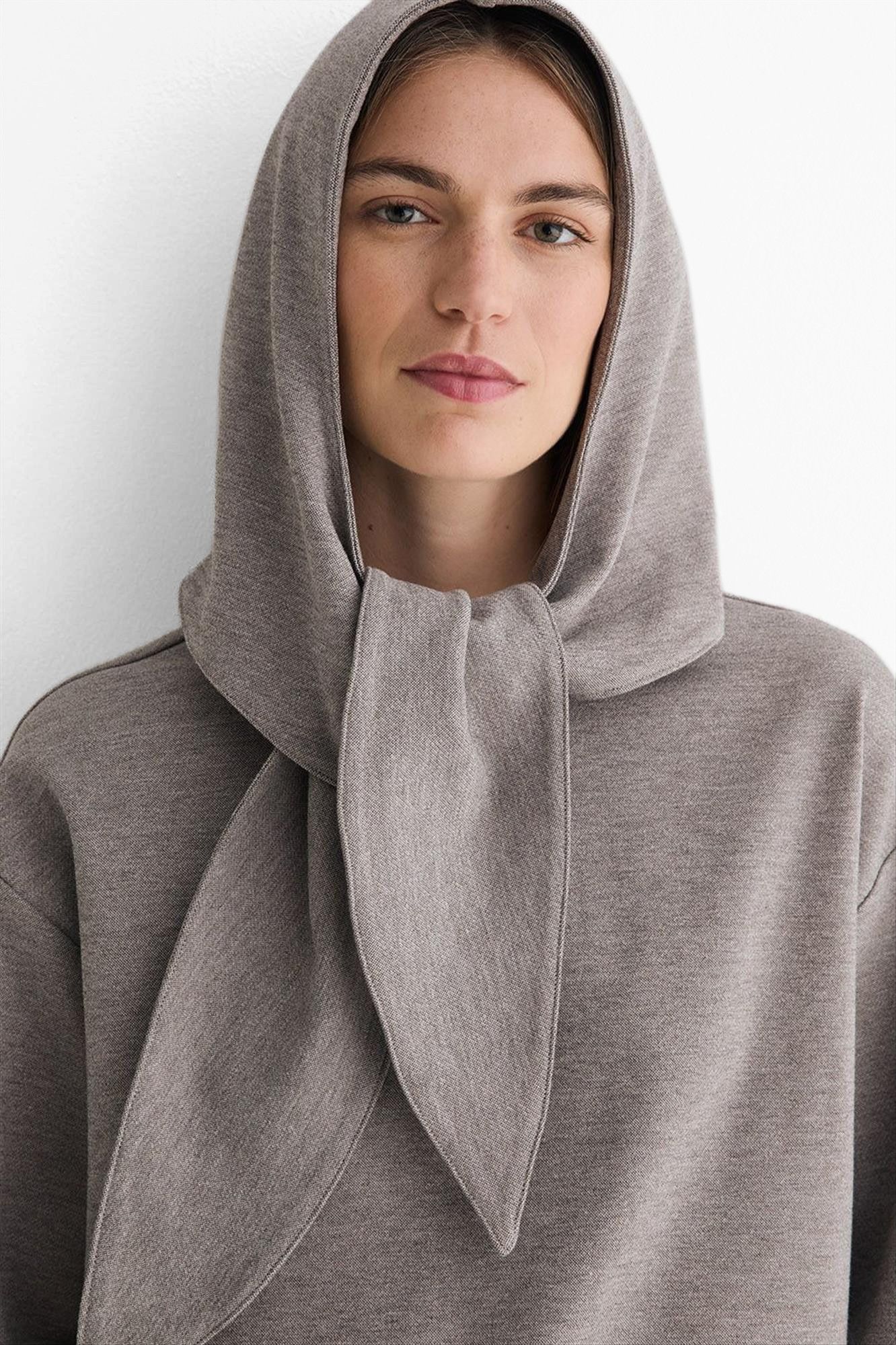YERSE - Taupe Svetlana sweater