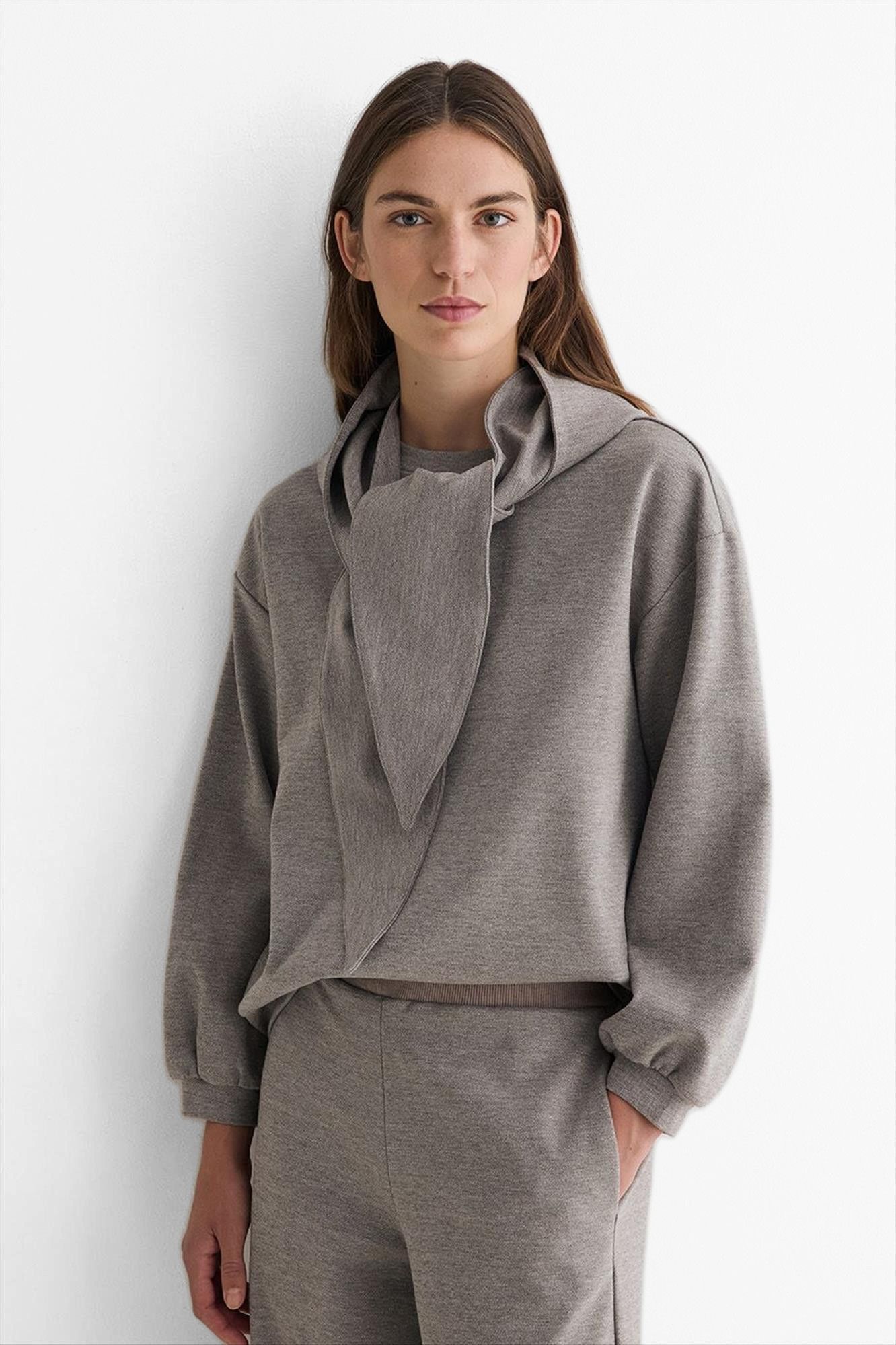 YERSE - Taupe Svetlana sweater
