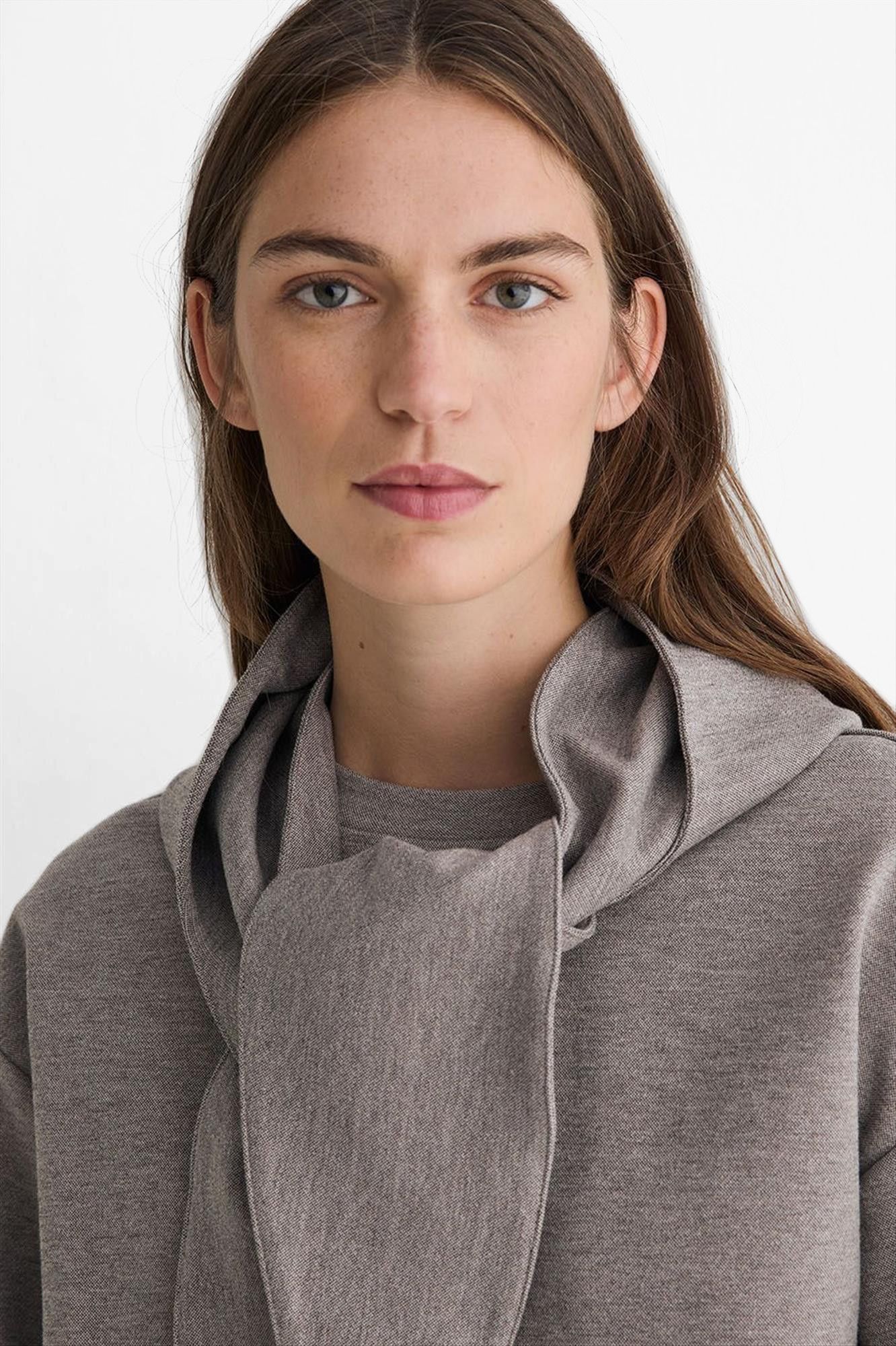 YERSE - Taupe Svetlana sweater