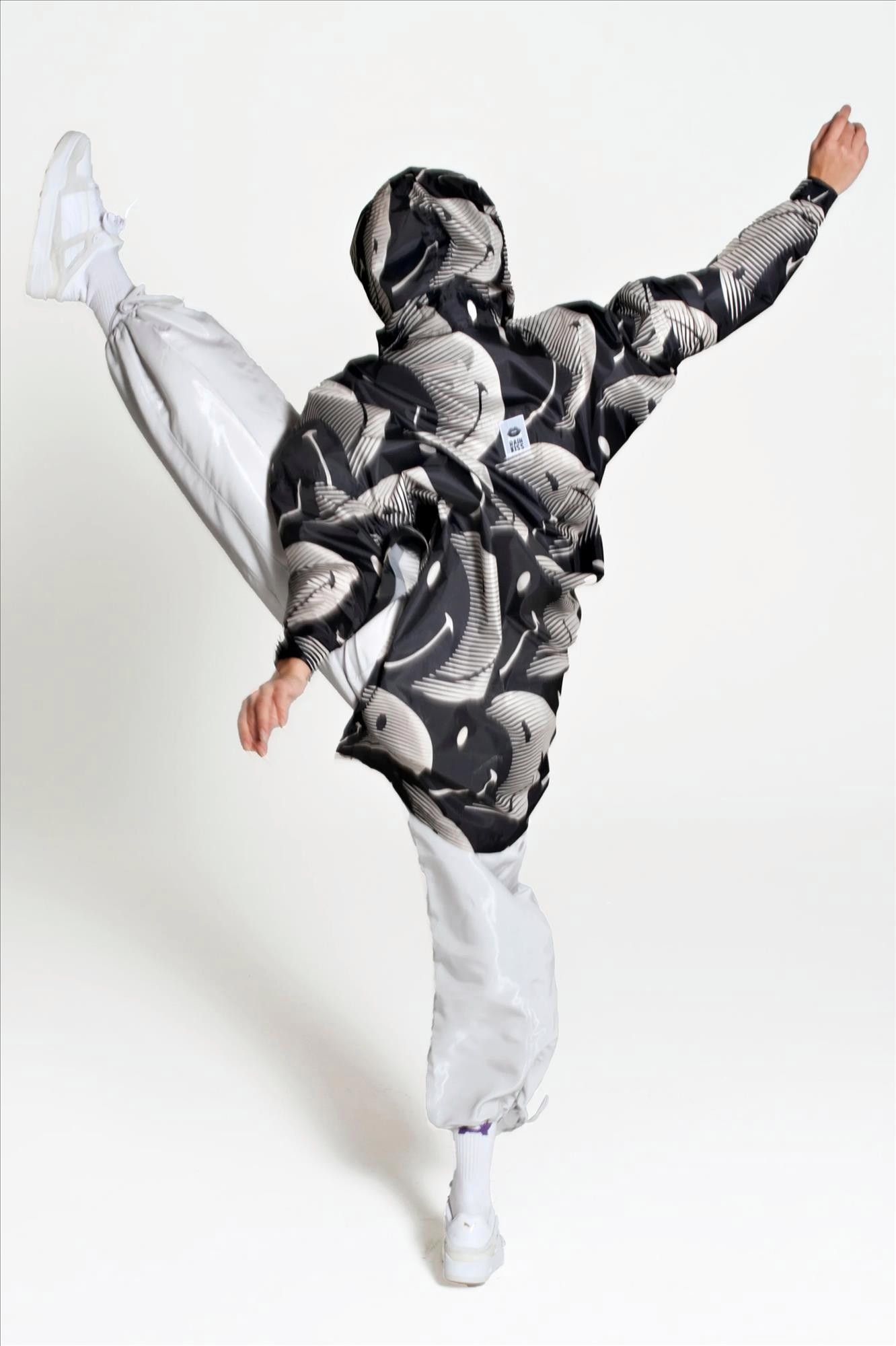 RainKiss - Zwarte Half Moon Smiley regenponcho