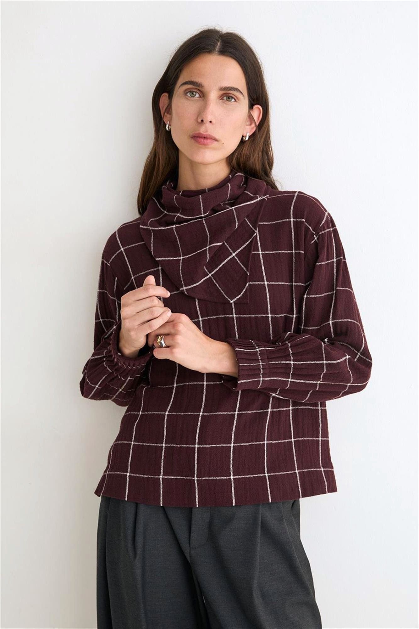 YERSE - Donkerpaarse Freddo blouse