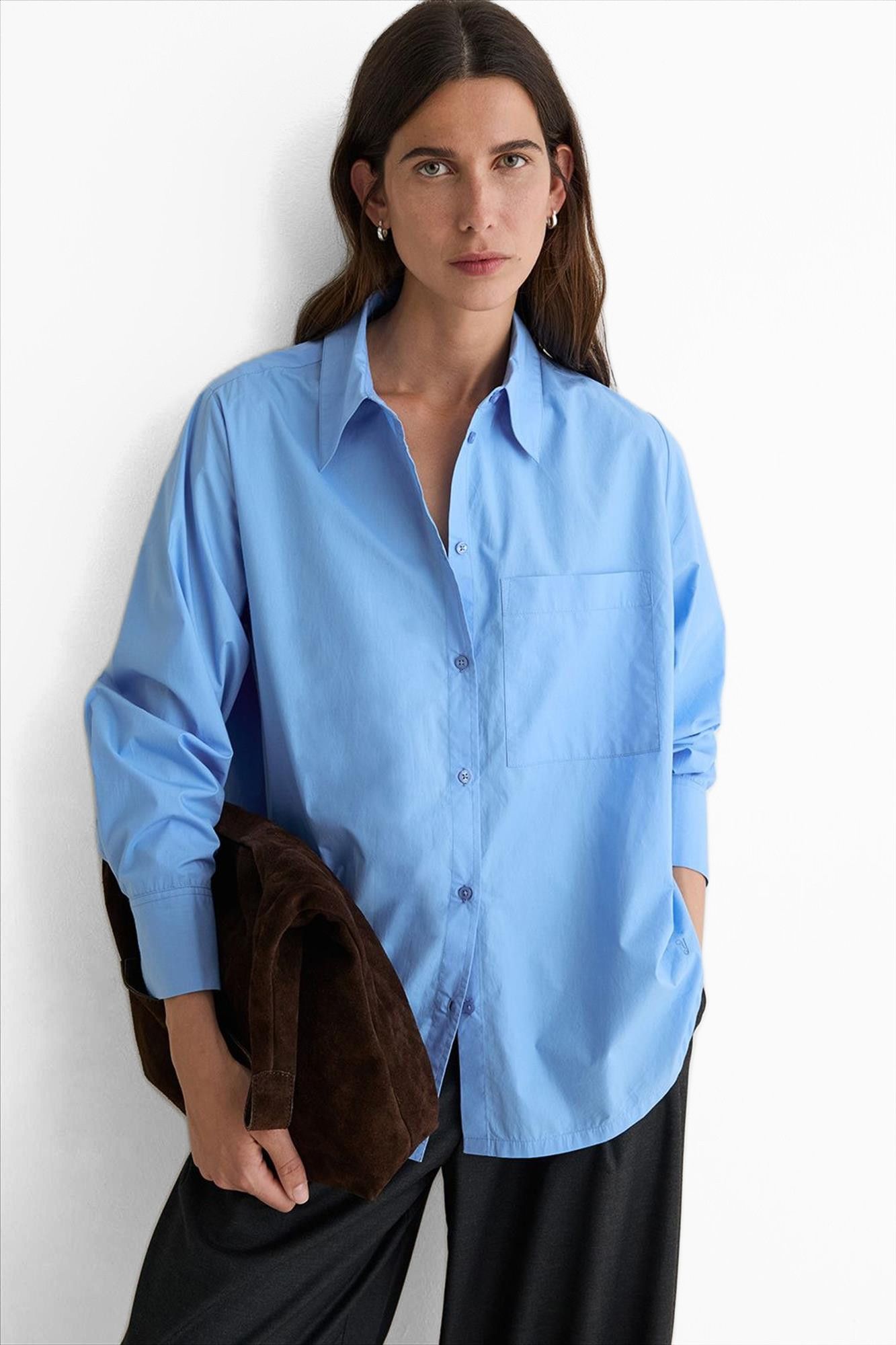 YERSE - Lichtblauwe Bob blouse
