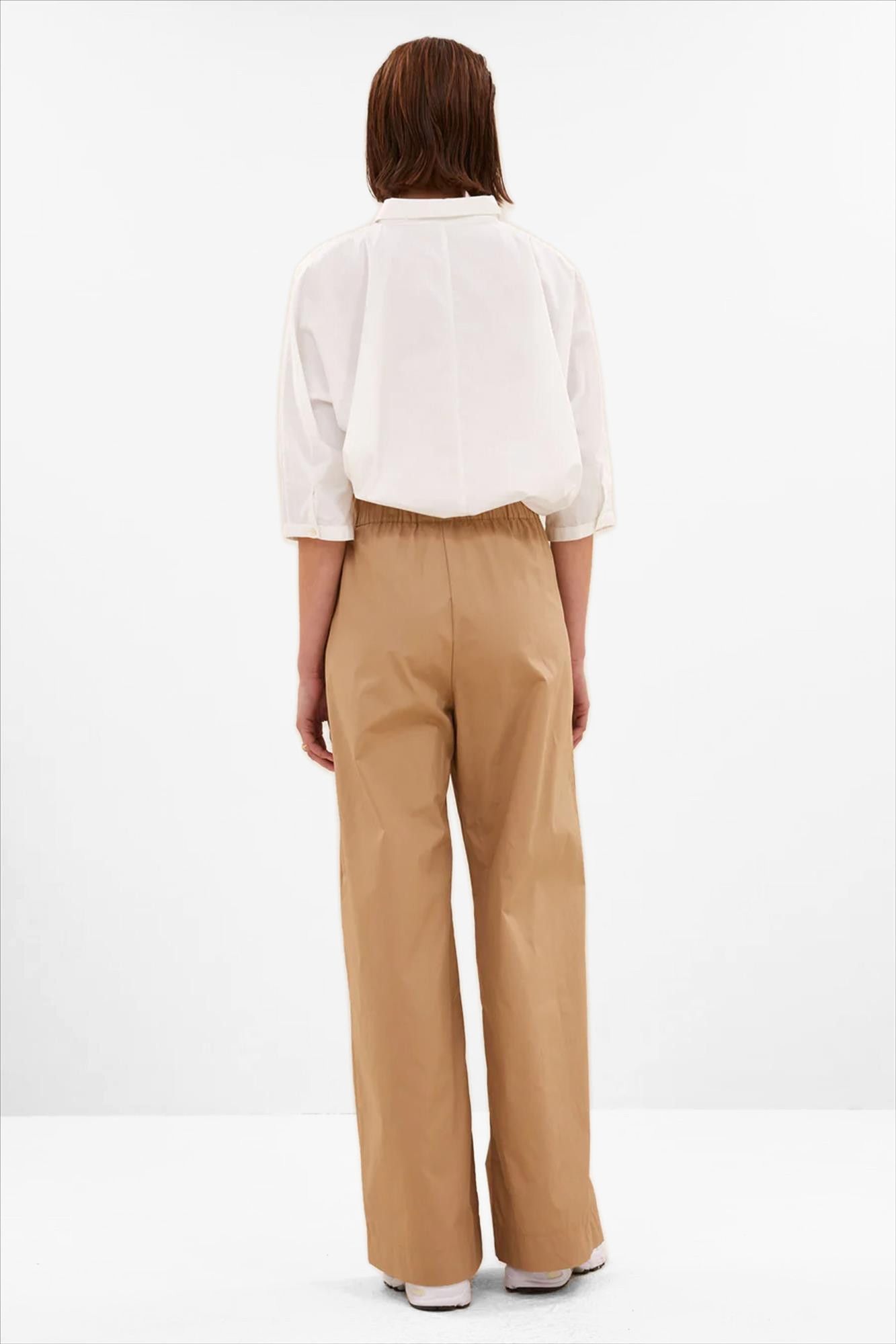 BY BAR - Camel Benji Poplin broek