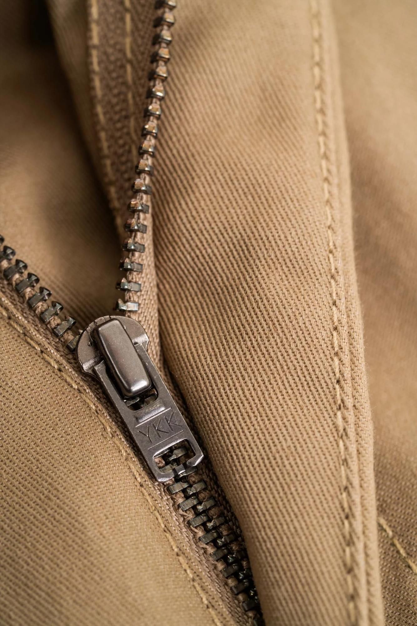 Reell - Beige Loose Flex chino