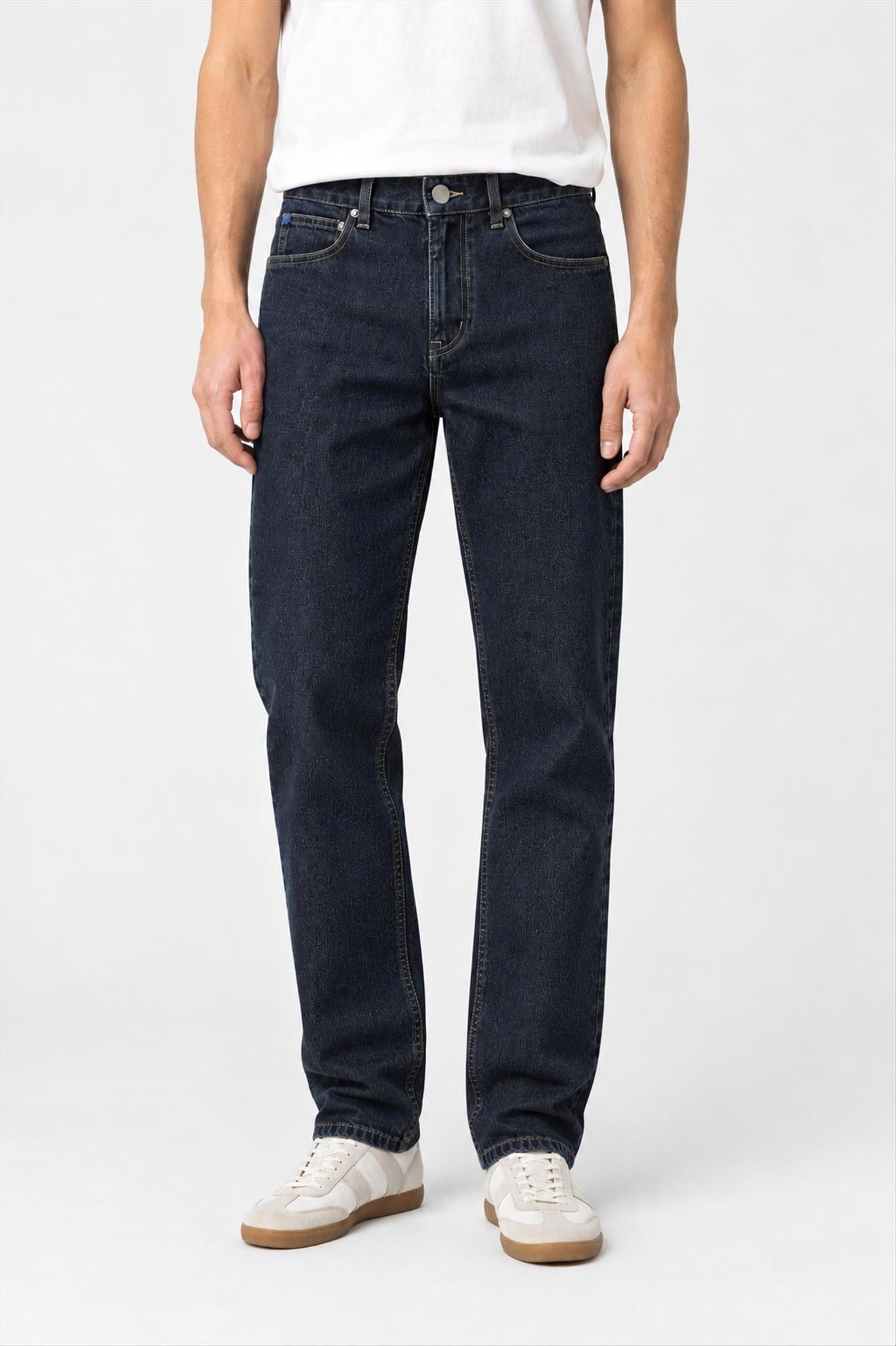Twelve Ounce - Donkerblauwe Rinsed Åre tapered jeans