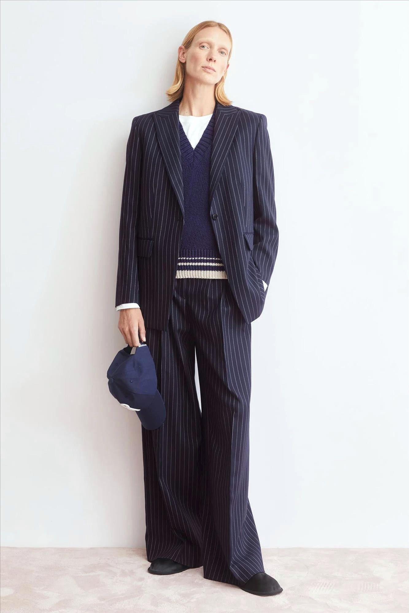 Armed Angels - Donkerblauwe Kaayua Pinstripe broek