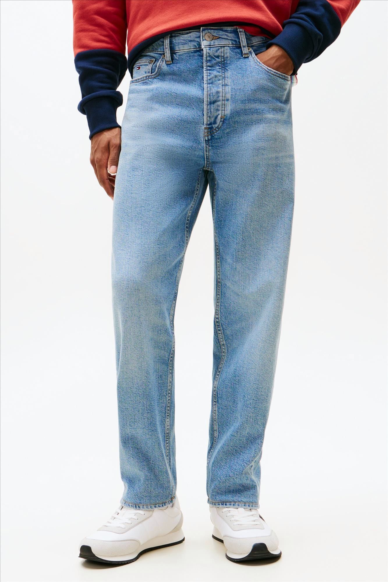 Tommy Jeans - Lichtblauwe Sonny regular tapered jeans