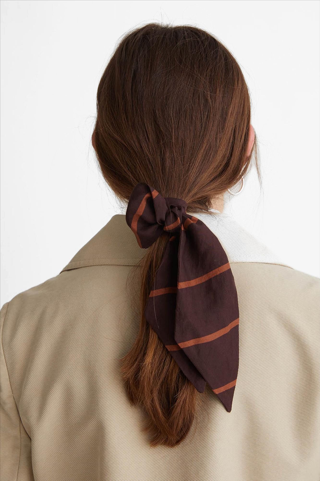 YERSE - Donkerbruin Striped sjaaltje