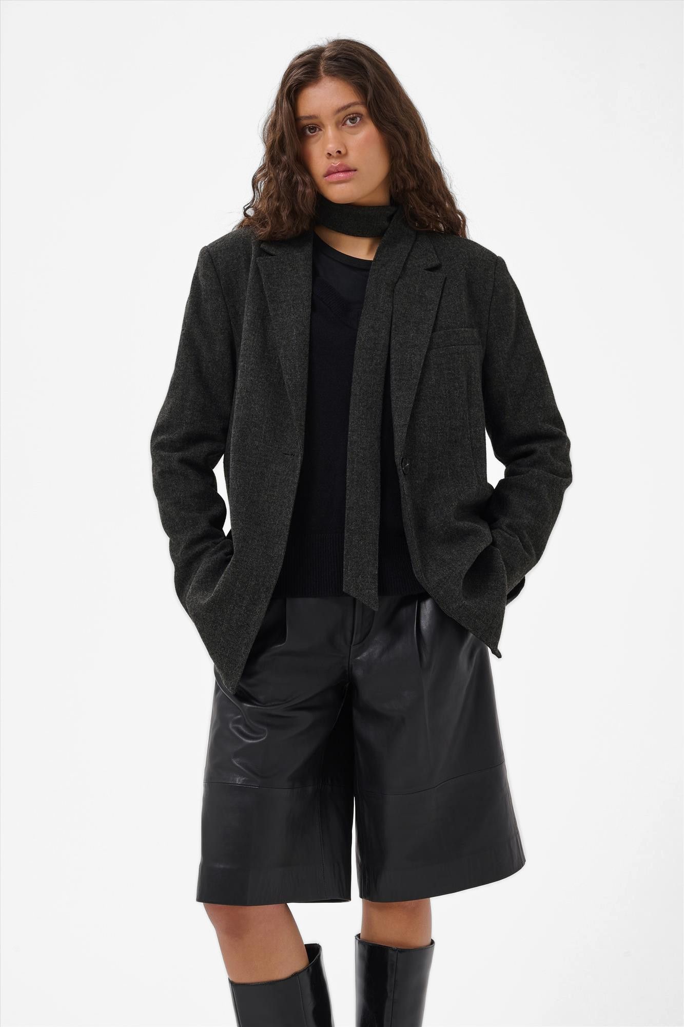 My Essential Wardrobe - Donkergrijze Layla blazer