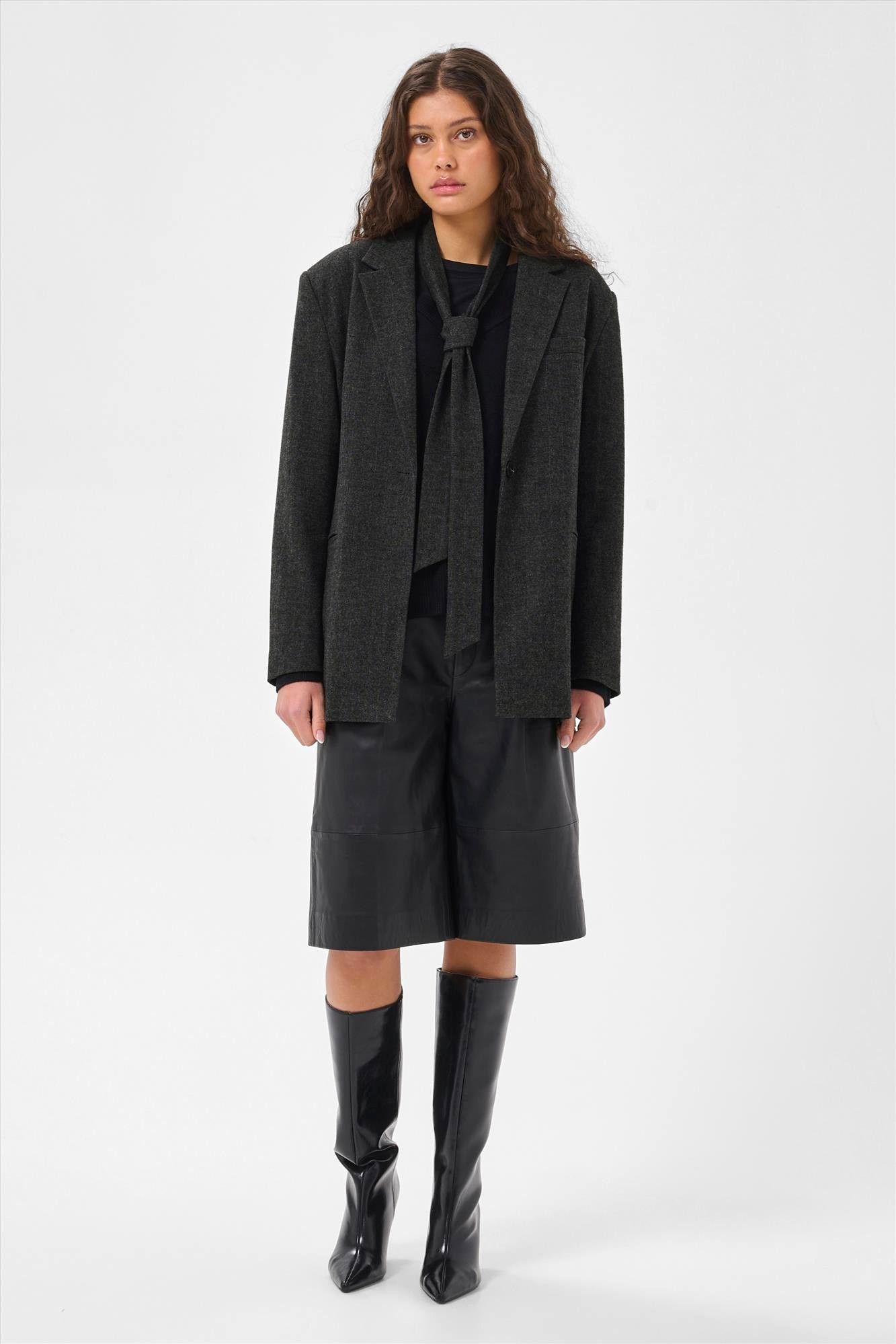 My Essential Wardrobe - Donkergrijze Layla blazer