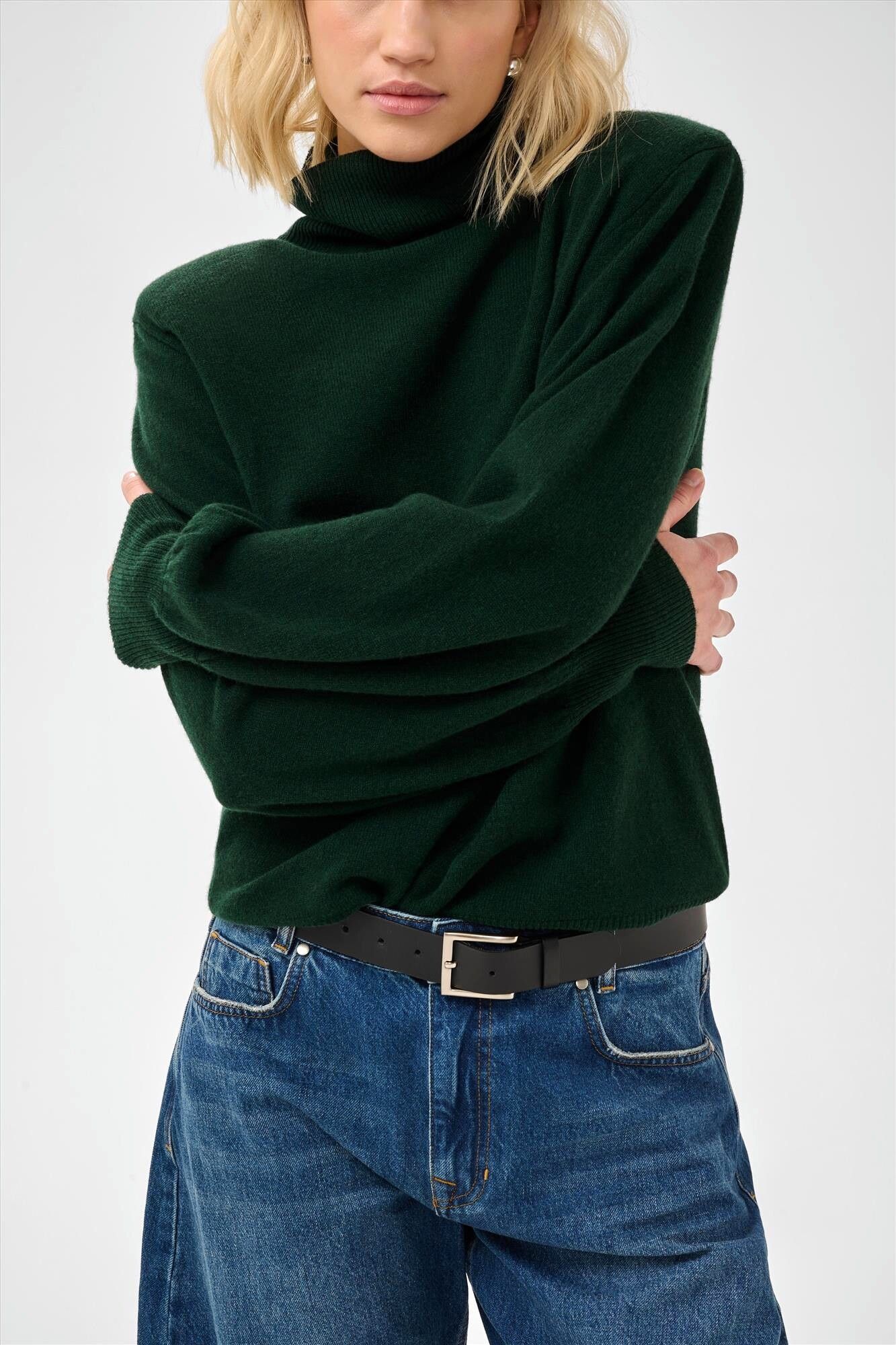 My Essential Wardrobe - Donkergroene Jola trui