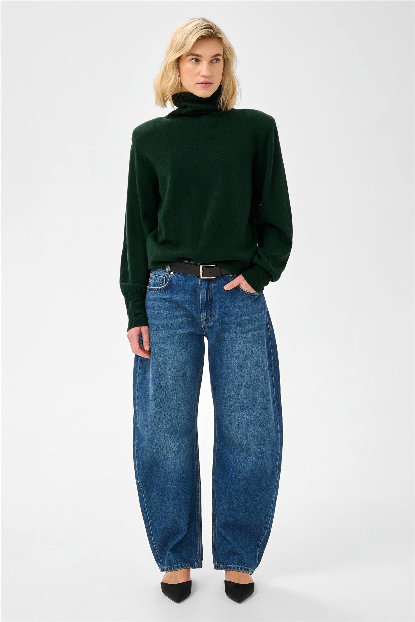 My Essential Wardrobe - Donkergroene Jola trui