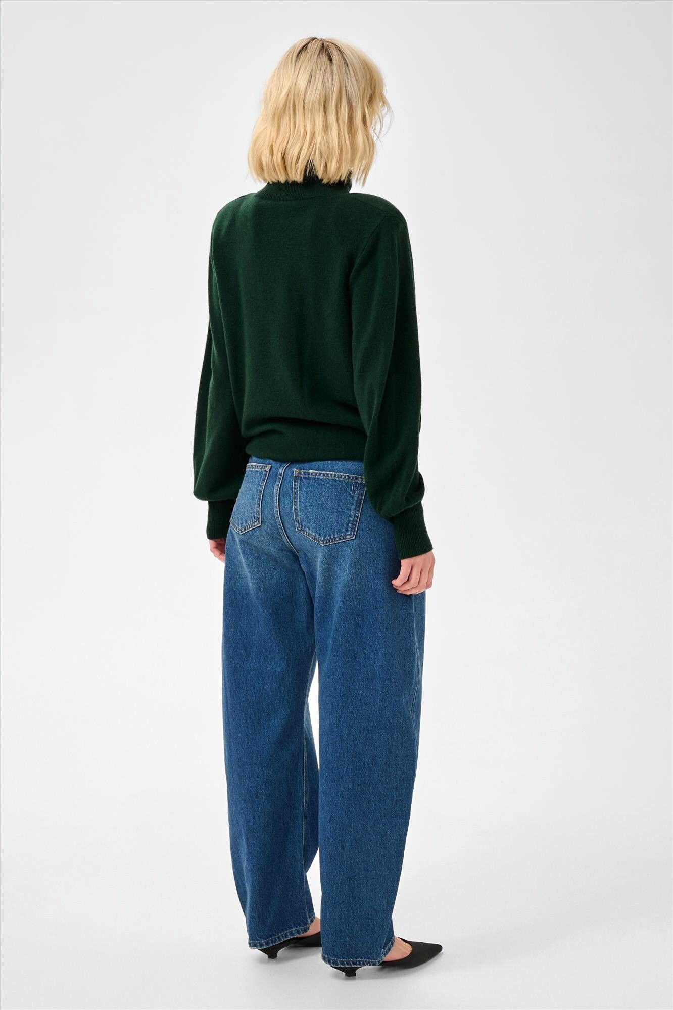 My Essential Wardrobe - Donkergroene Jola trui