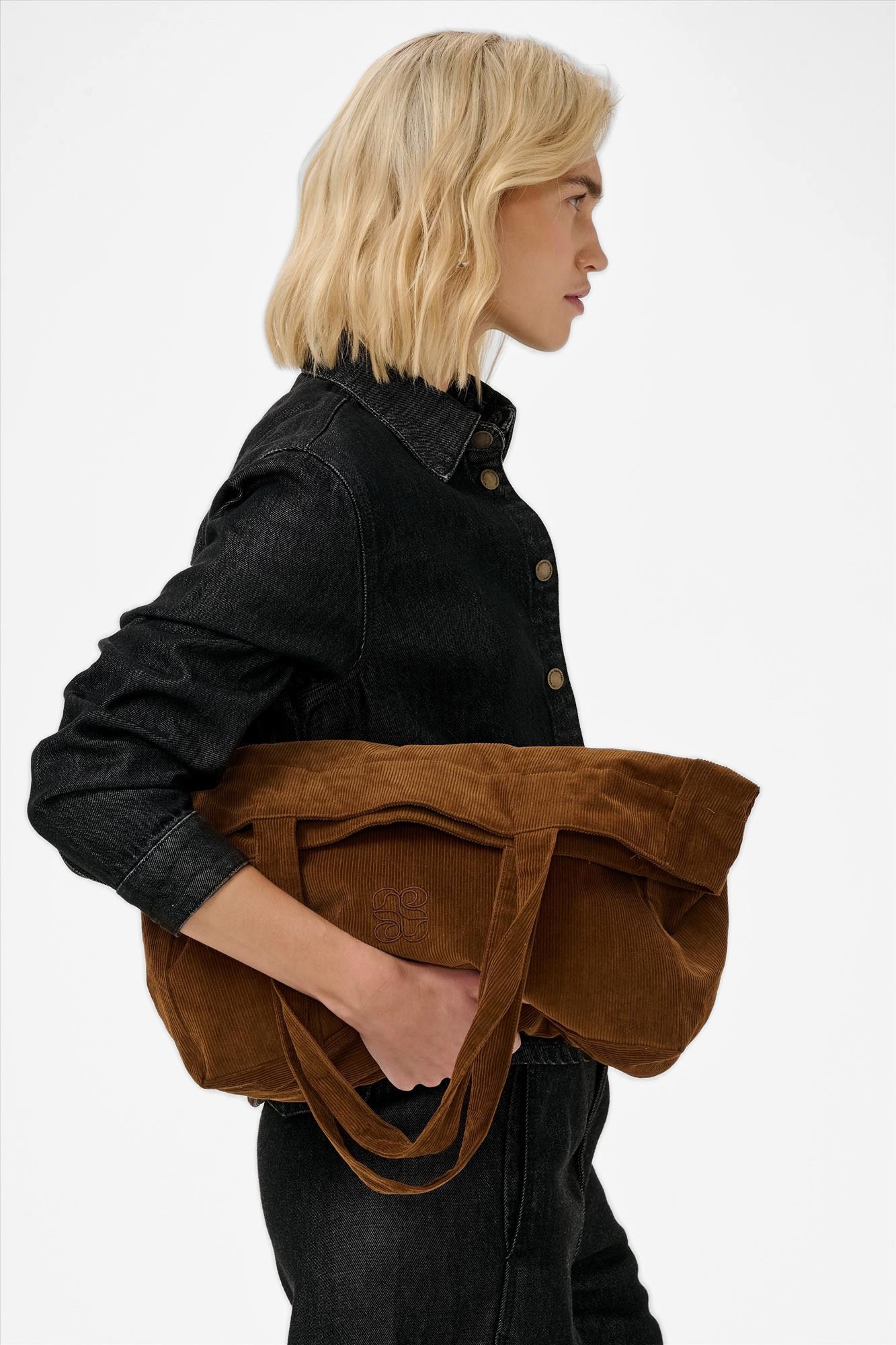 My Essential Wardrobe - Zwart Malle jeanshemd