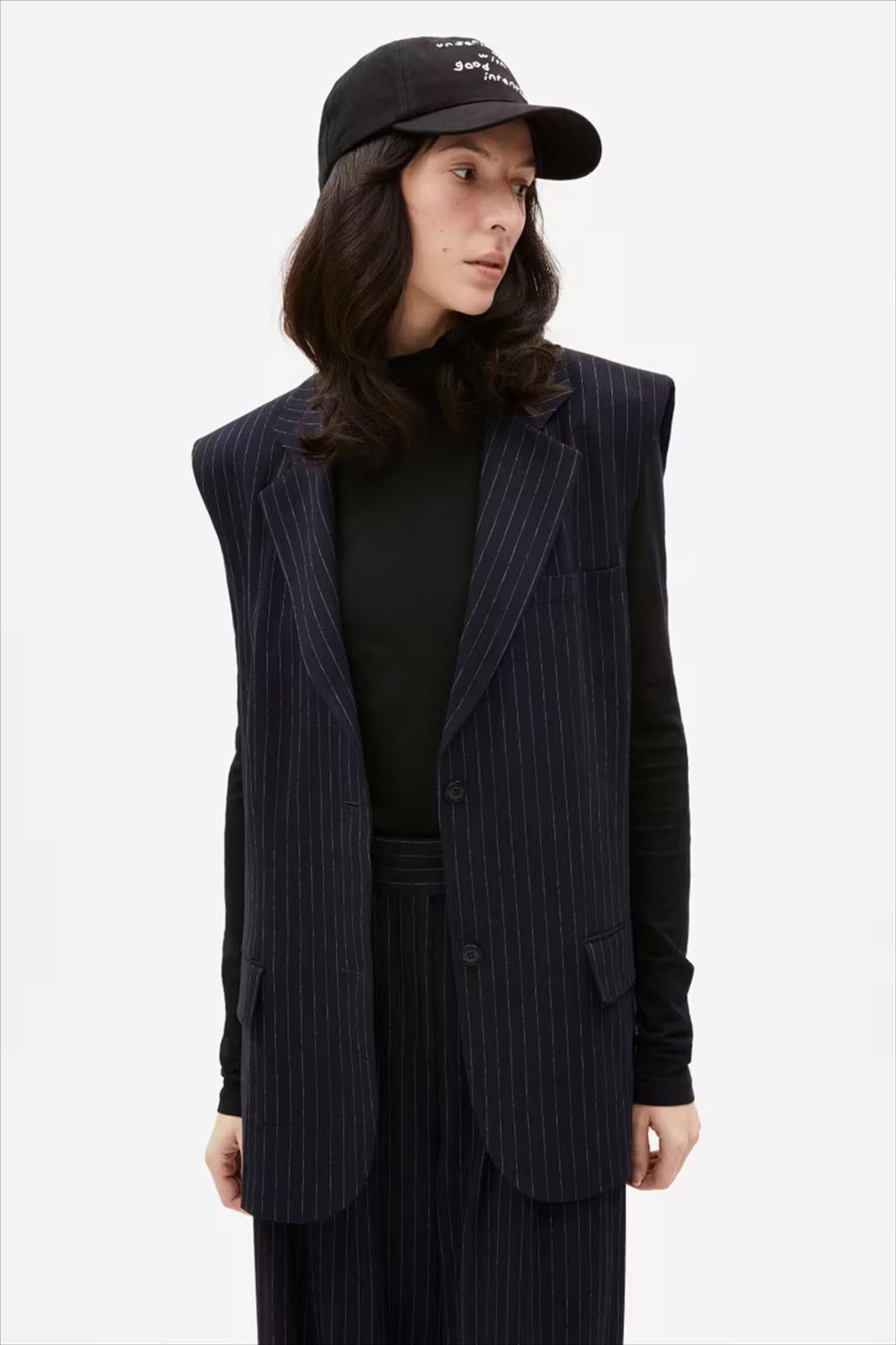 Armed Angels - Donkerblauwe Pinstripe mouwloze blazer