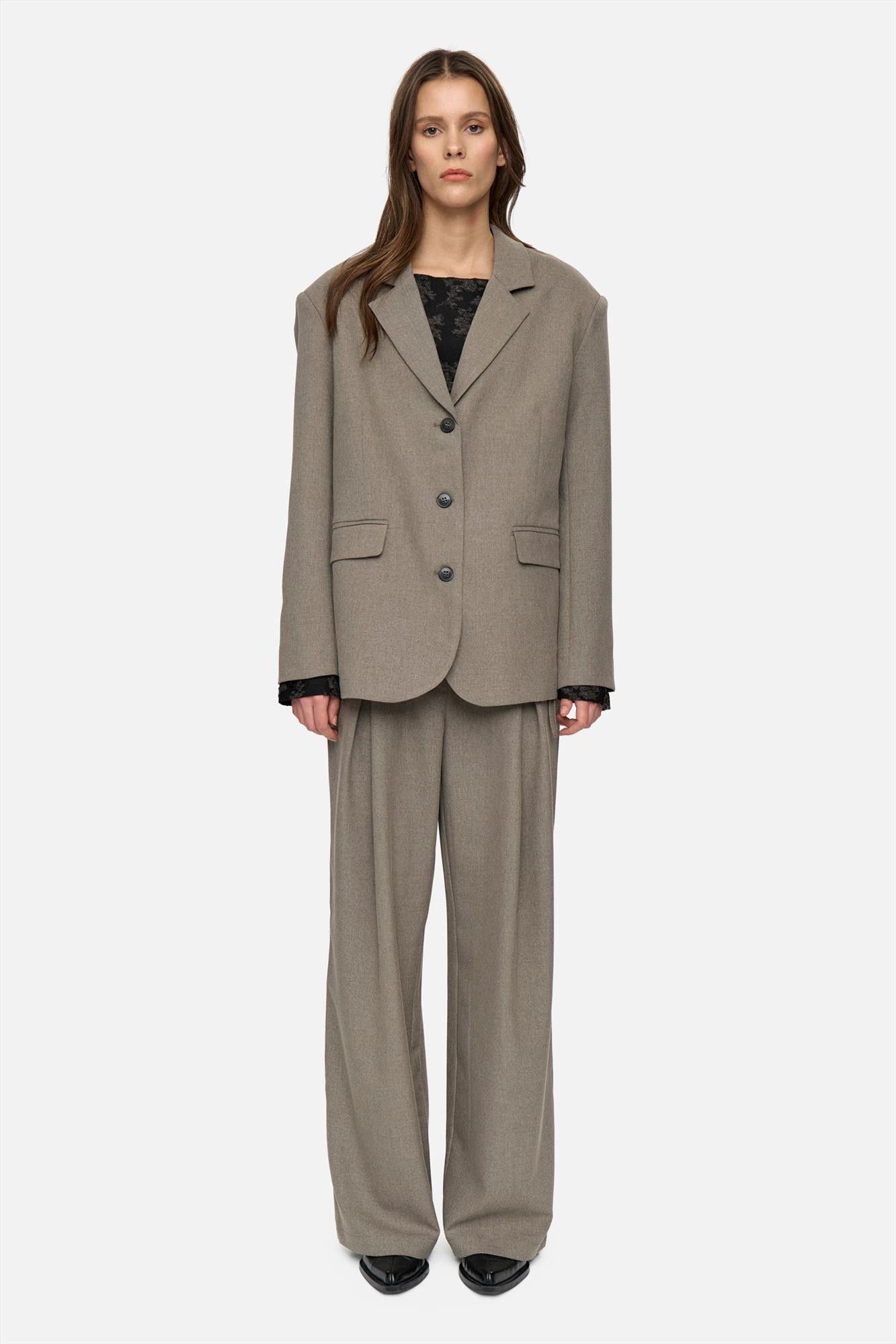 Minimum - Beige Marika blazer