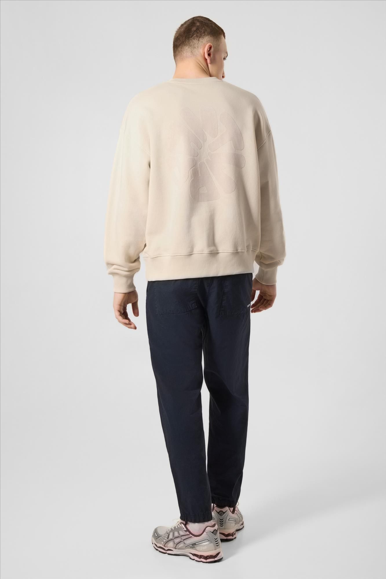 Antwrp - Ecru Backprint sweater