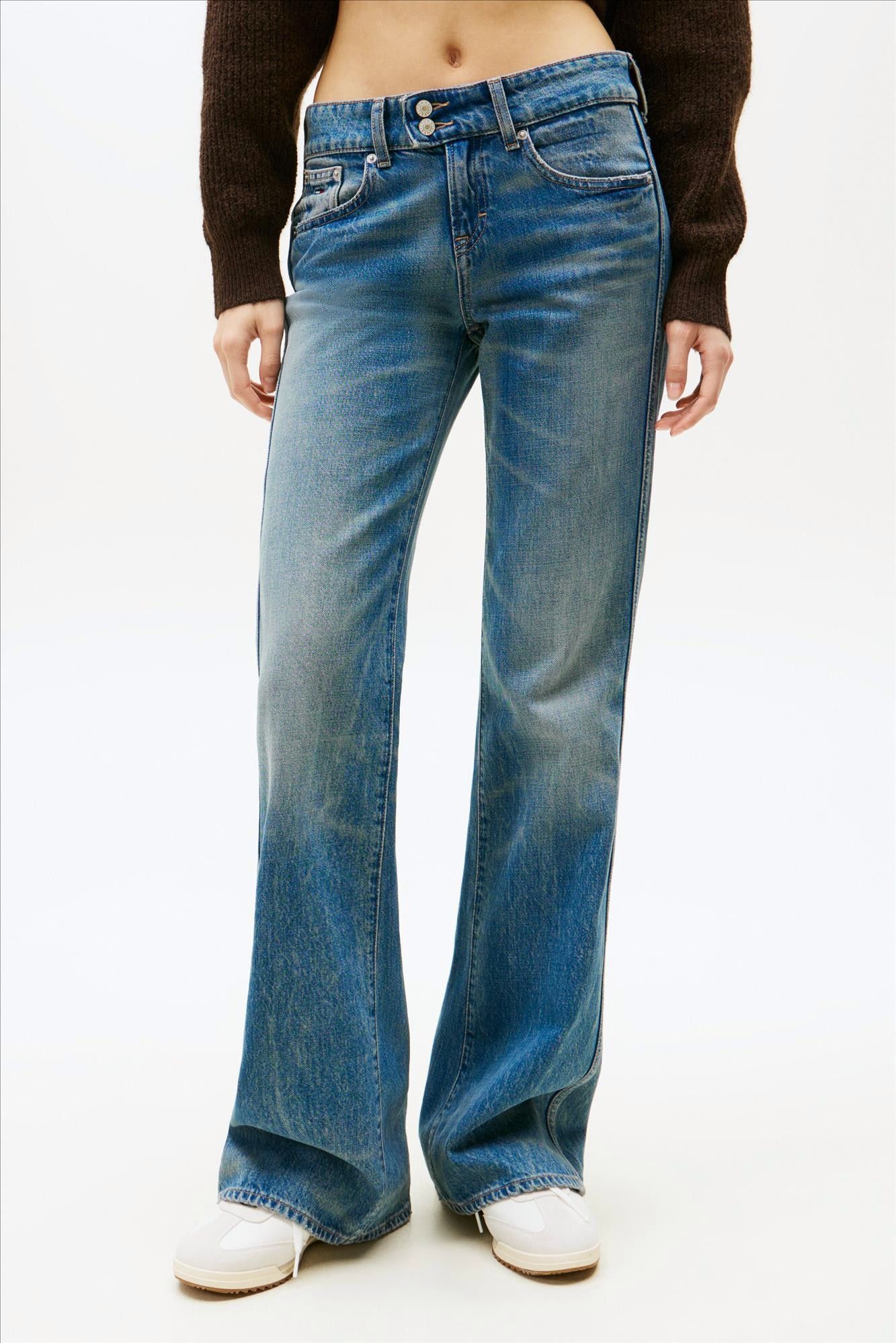 Tommy Jeans - Middenblauwe Sia low bootcut jeans