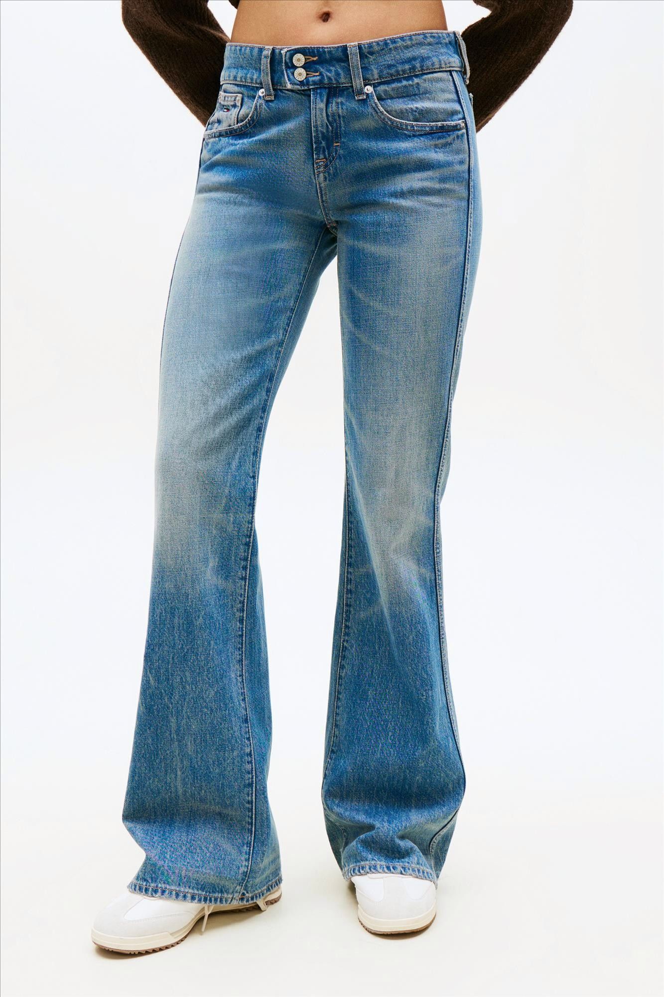 Tommy Jeans - Middenblauwe Sia low bootcut jeans