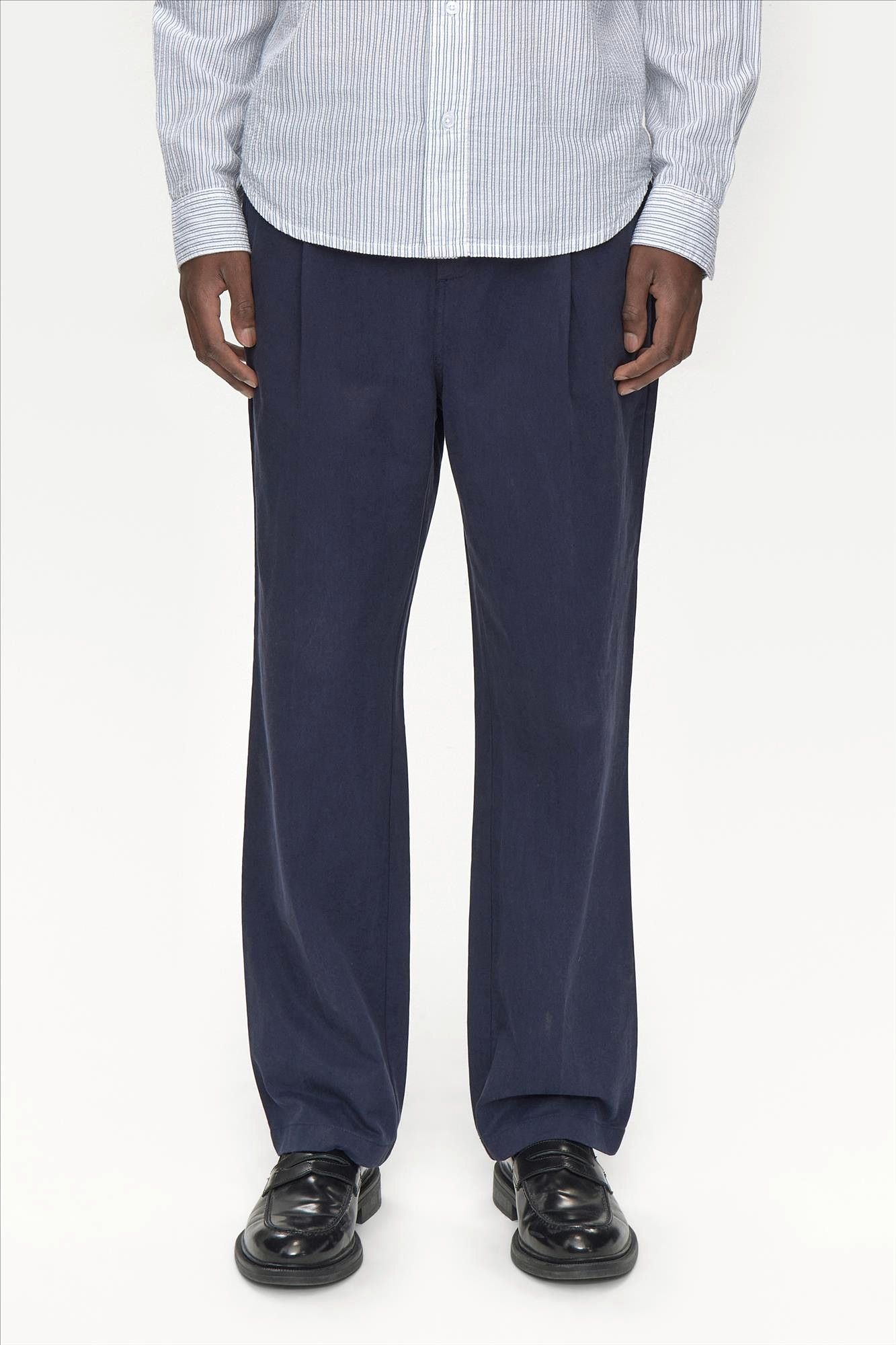 Minimum - Donkerblauwe Tucker relaxed broek