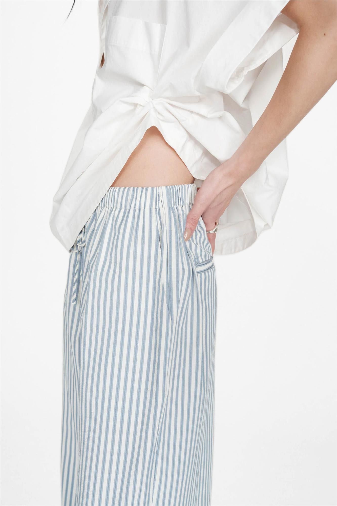 Grace & Mila - Ecru-Lichtblauwe Volute broek