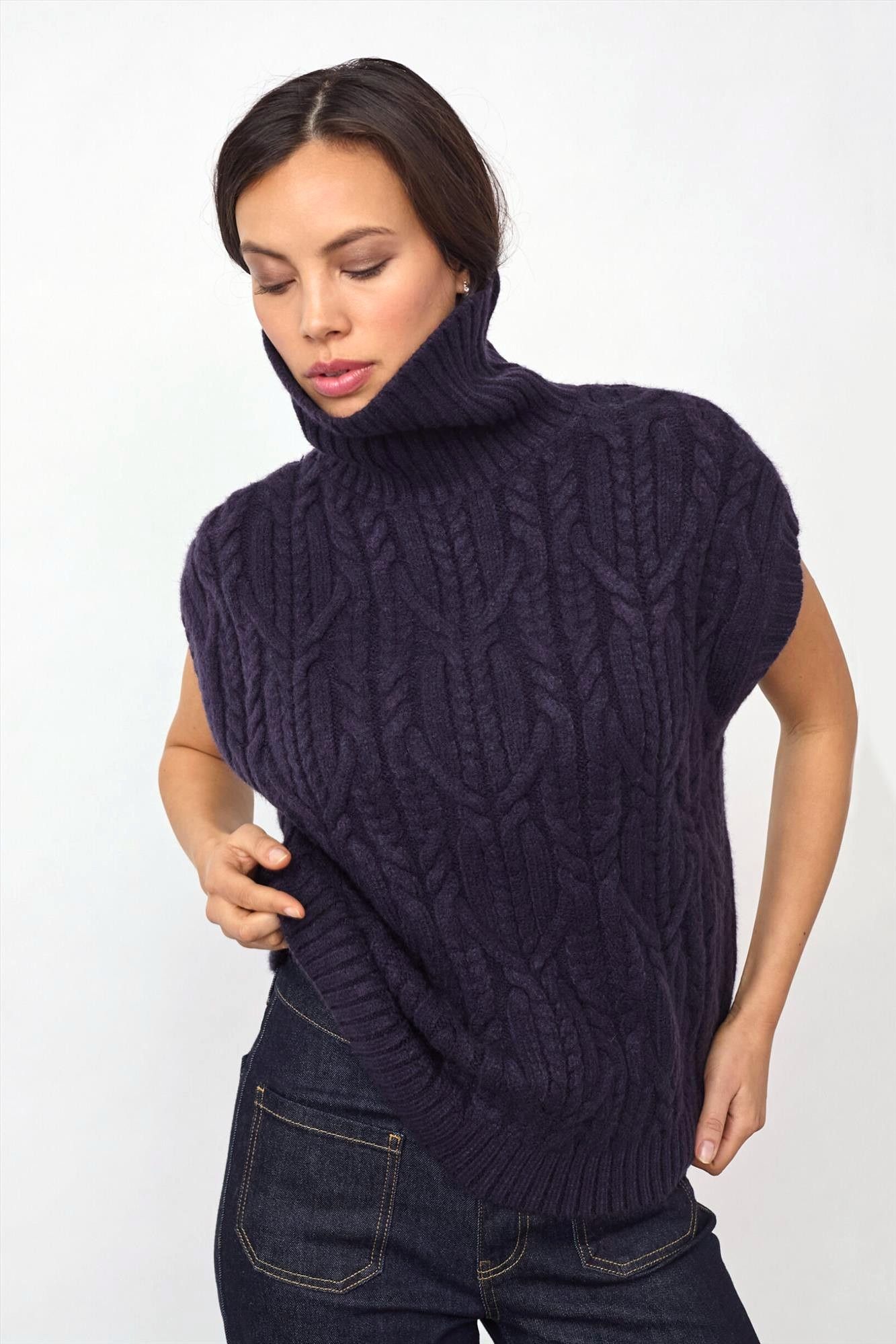 CO'COUTURE - Donkerblauwe Row Cable Knit trui