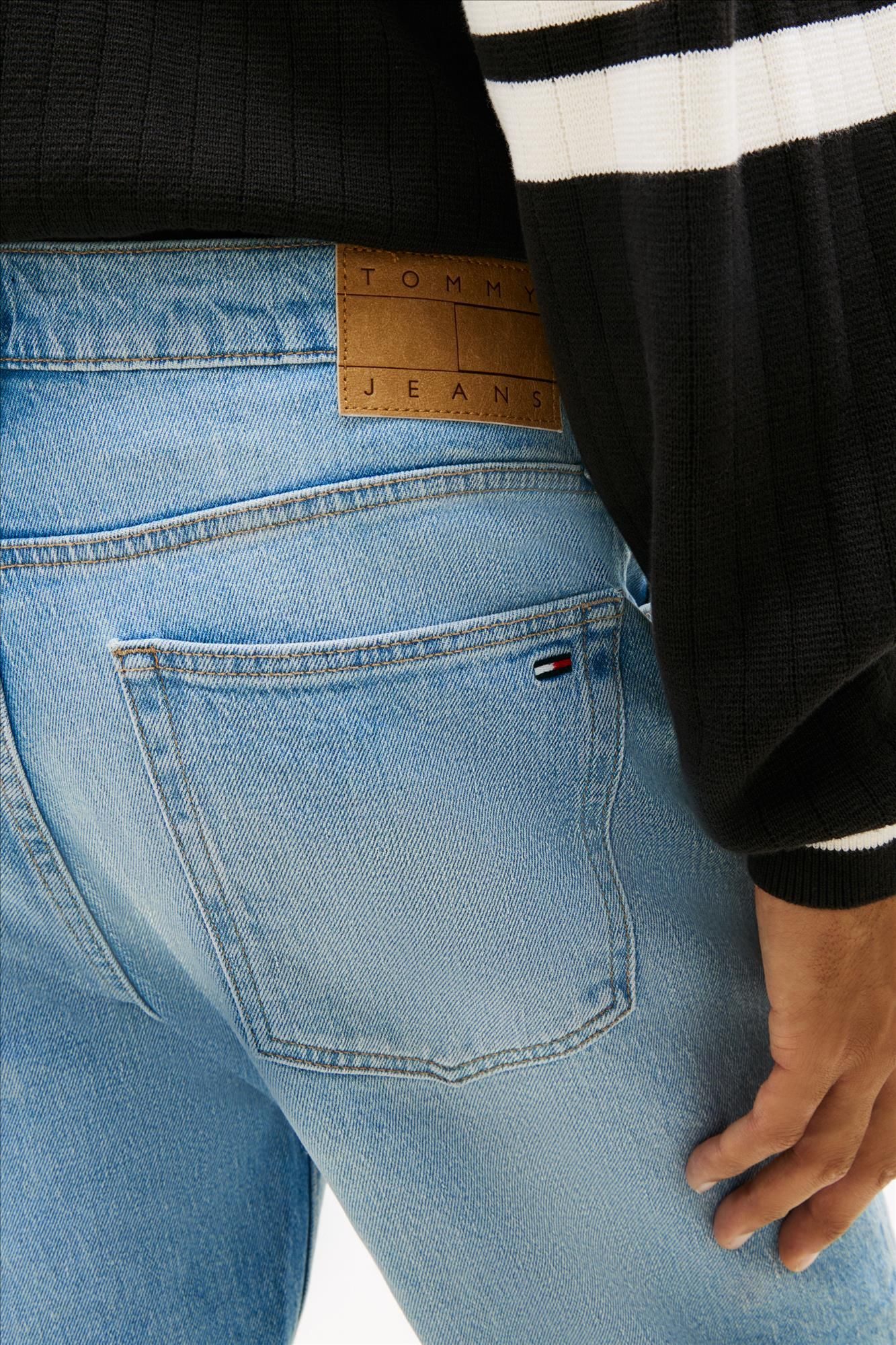 Tommy Jeans - Lichtblauwe Otis regular straight jeans