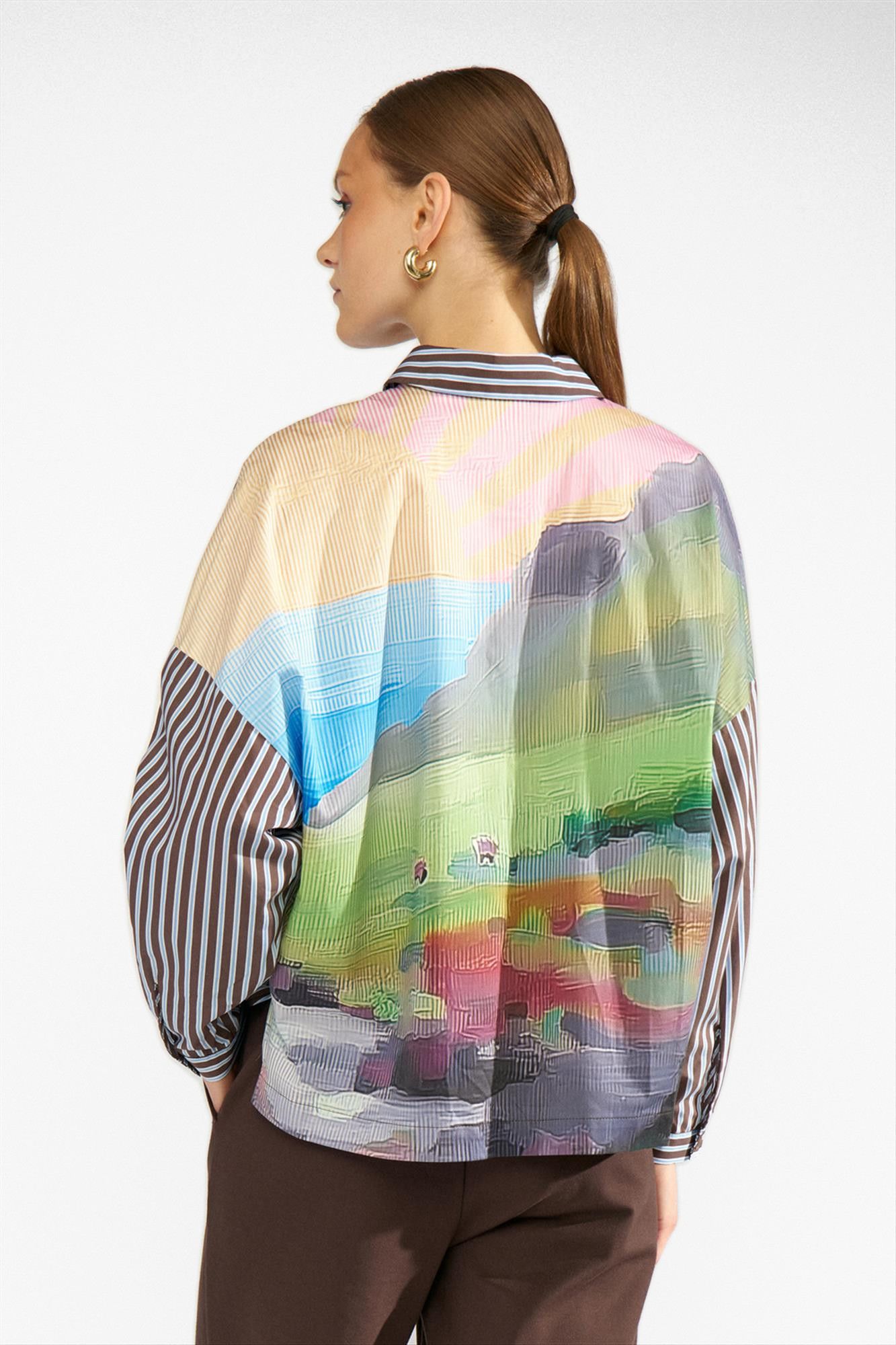Nümph - Donkerbruin-Lichtblauwe Highland blouse