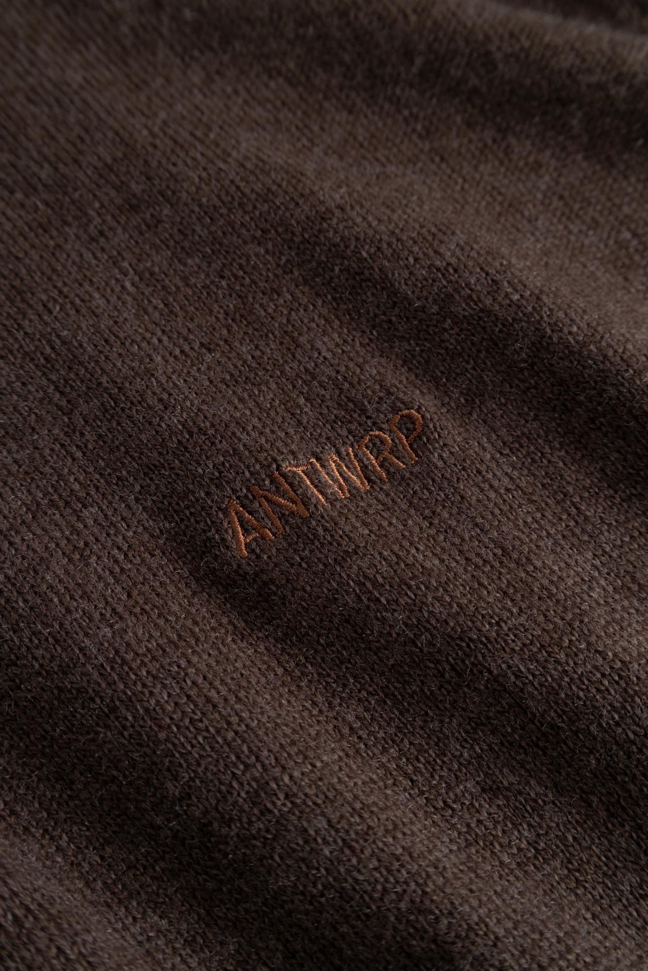 Antwrp - Donkerbruine Merino turtleneck