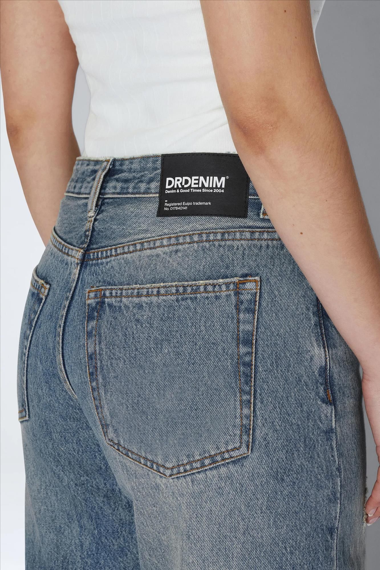 Dr. Denim - Blauwe Sky Fade Vintage Rhue wide jeans