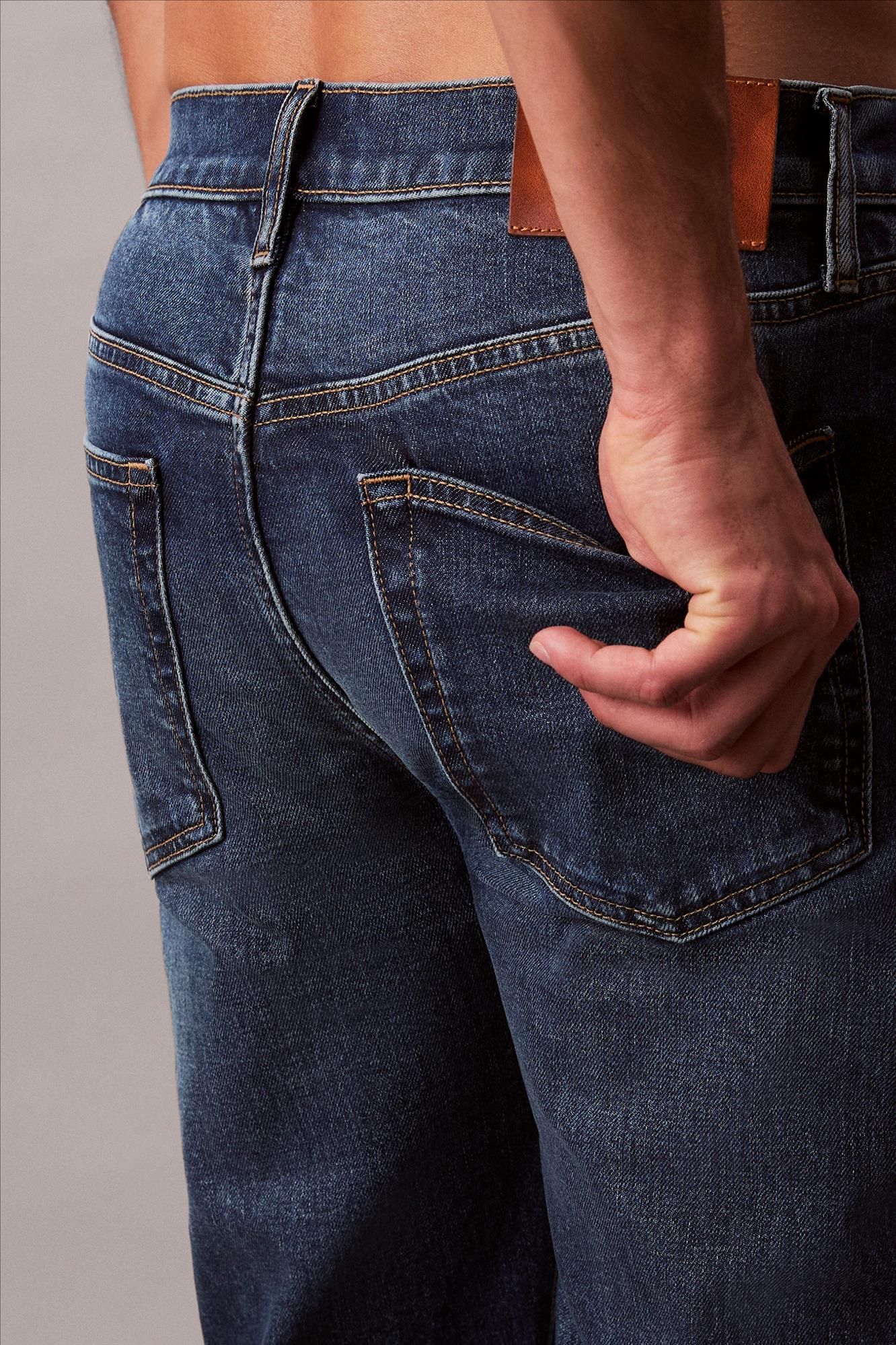 Calvin Klein Jeans - Donkerblauwe Sahara slim taper jeans