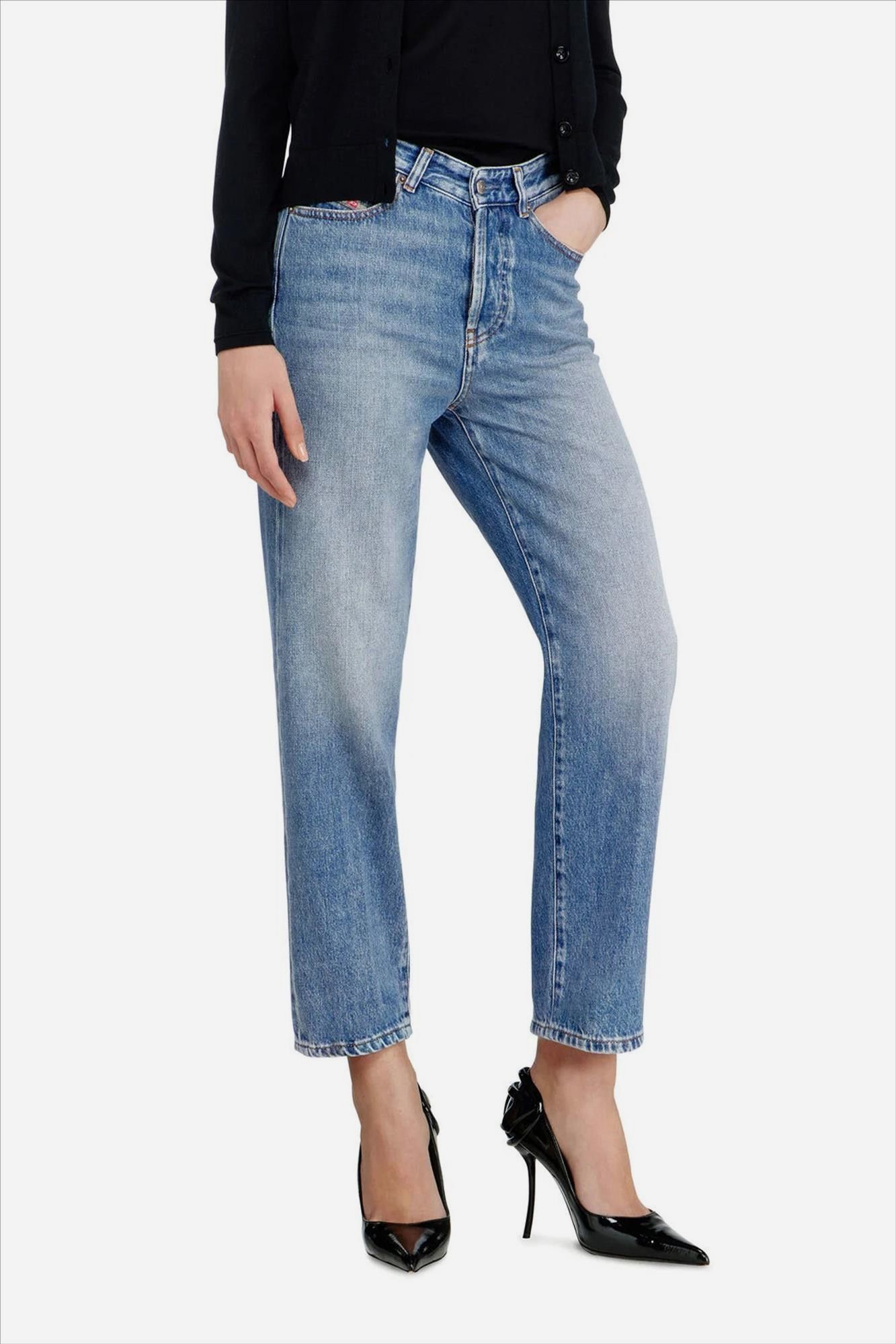 Diesel - Middenblauwe 1981 D-Went straight jeans