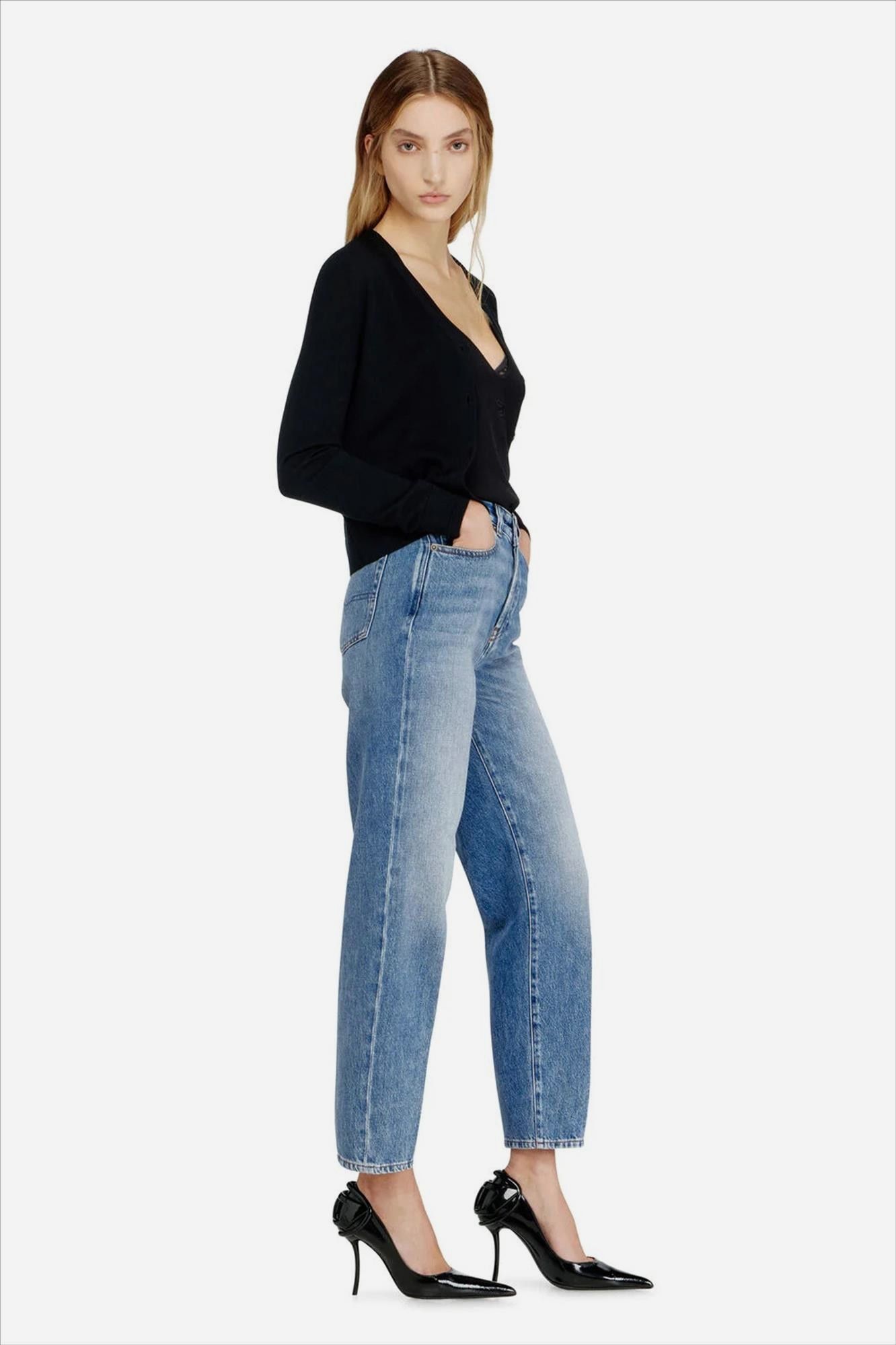 Diesel - Middenblauwe 1981 D-Went straight jeans