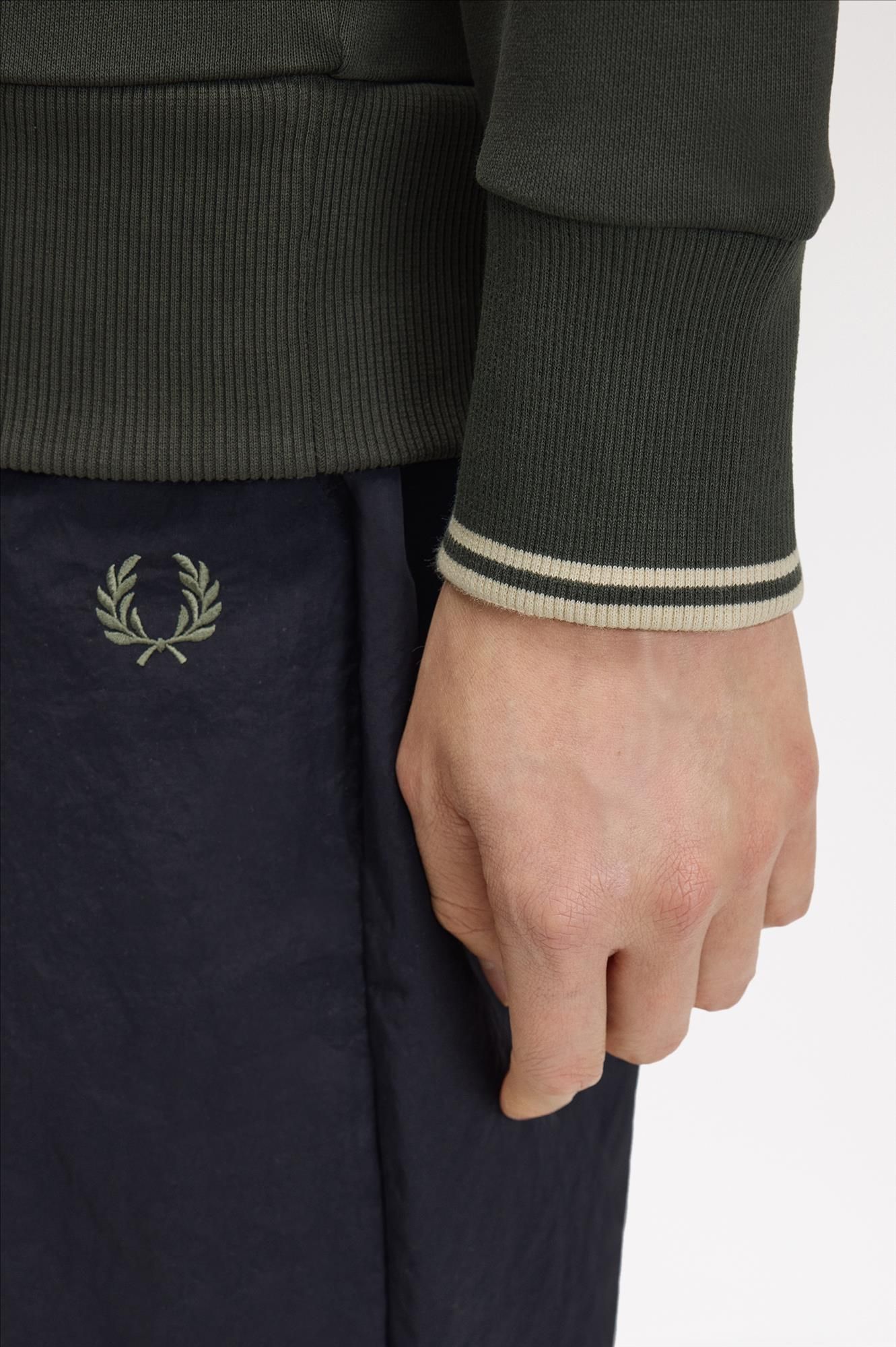 Fred Perry - Donkergroene Crew Neck sweater