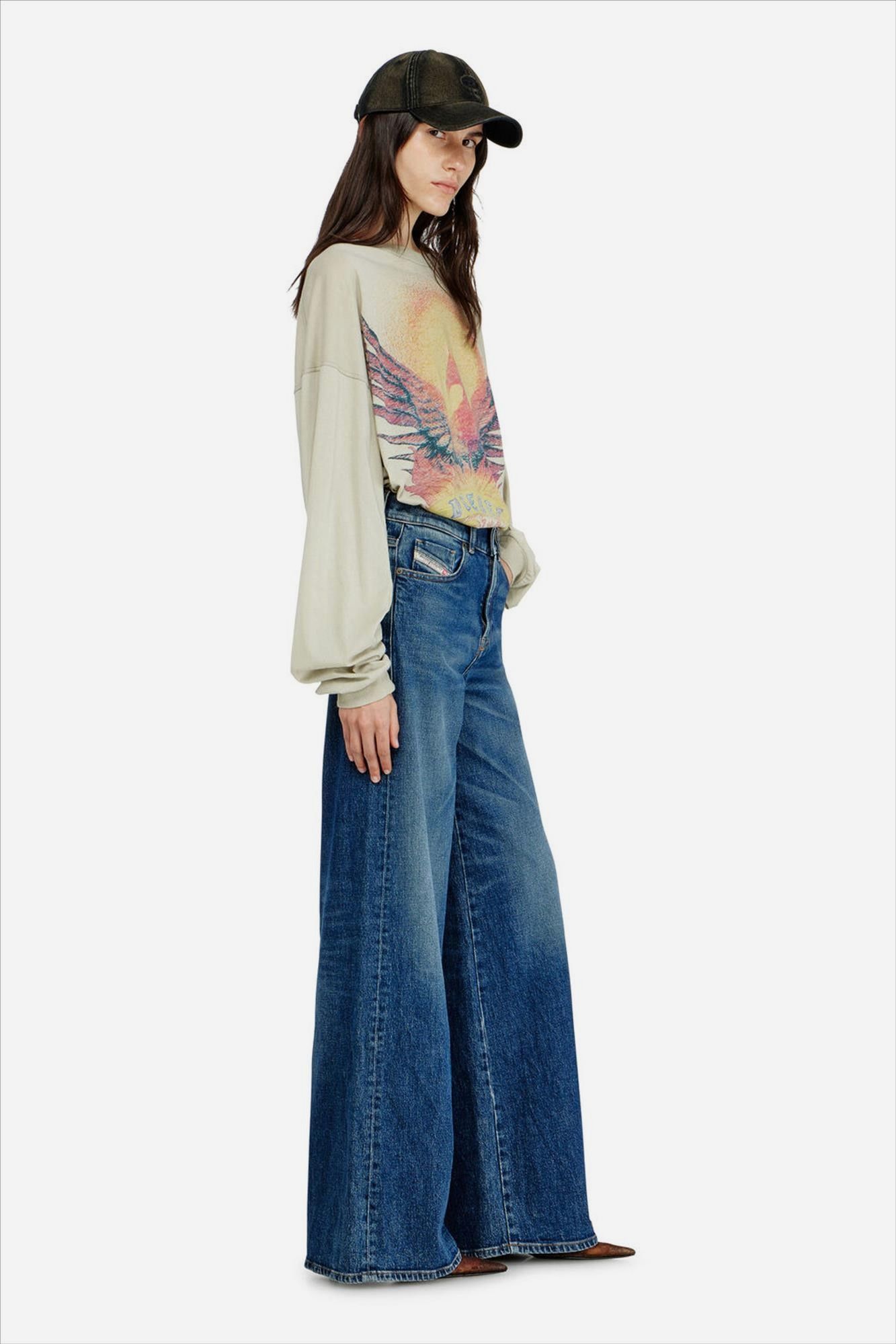 Diesel - Donkerblauwe 1978 D-Akemi wide jeans