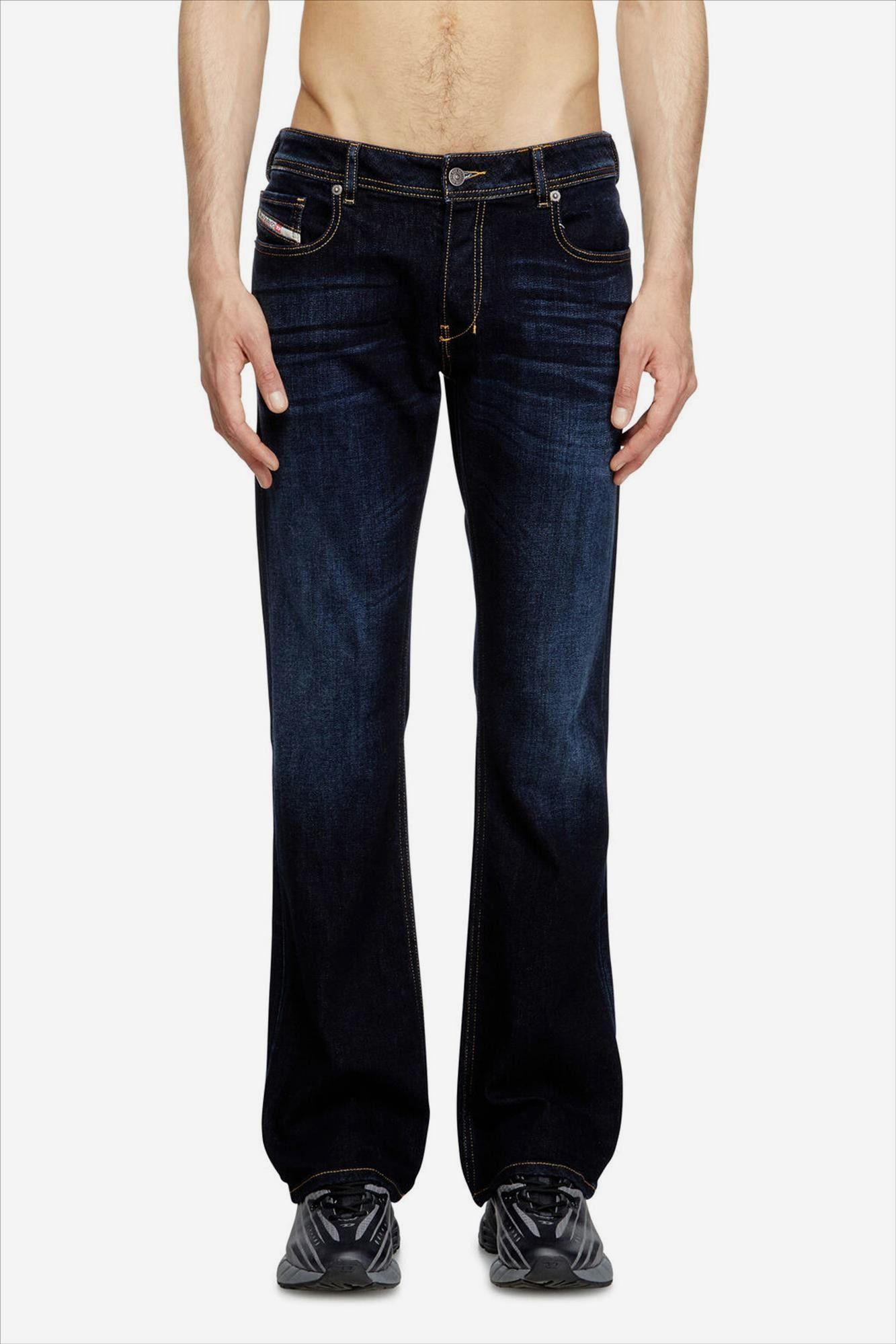 Diesel - Donkerblauwe 2007 Zatiny bootcut jeans