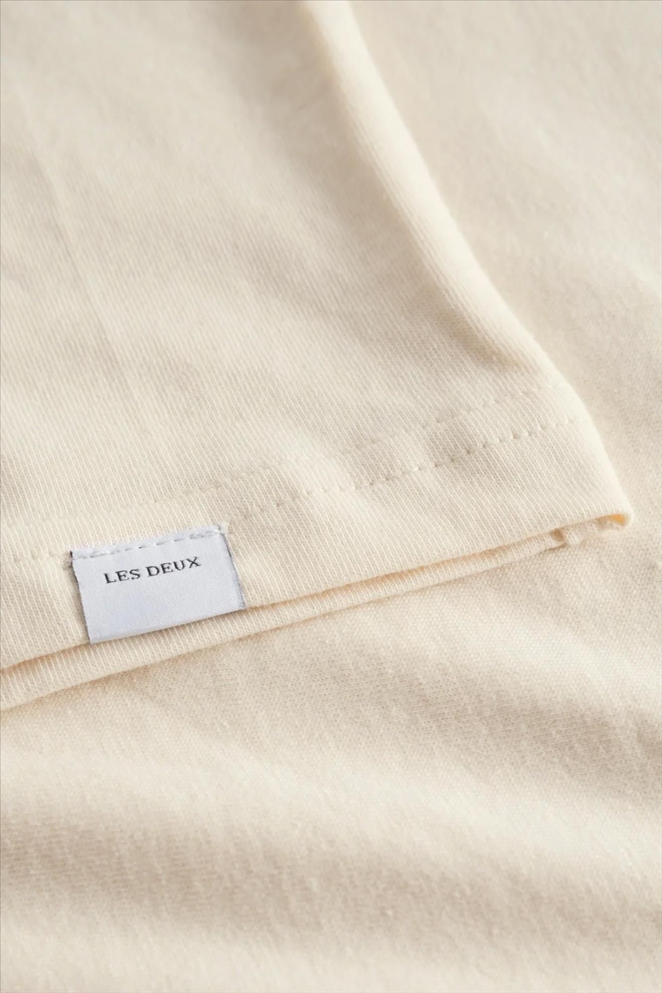 LES DEUX  - Ecru Nørregaard T-shirt