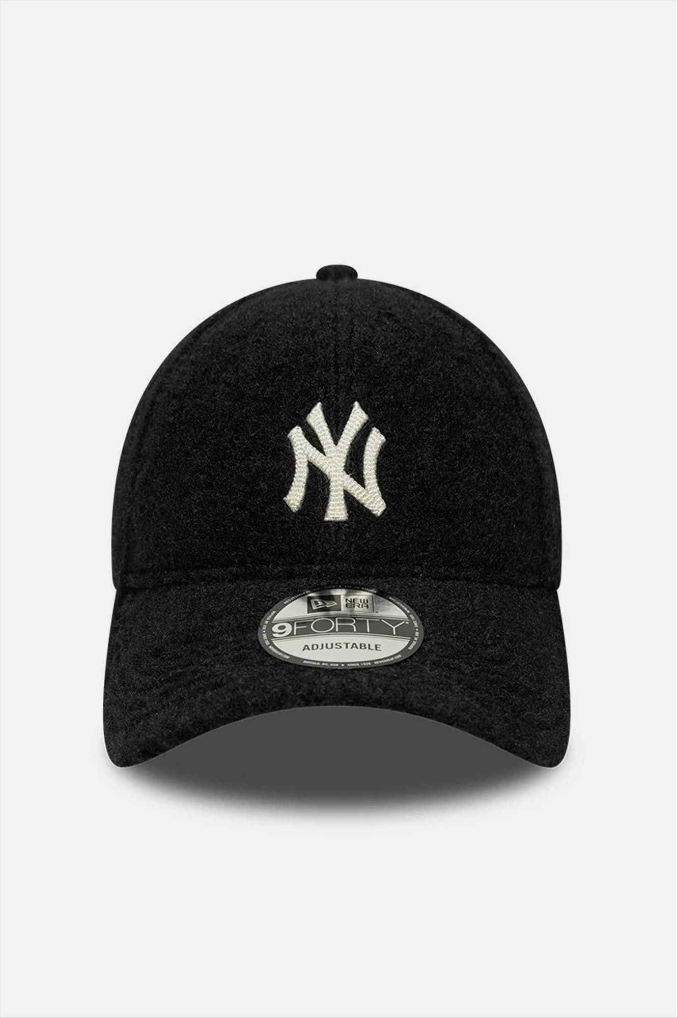 New Era - Zwarte NY Yankees Winter Borg pet