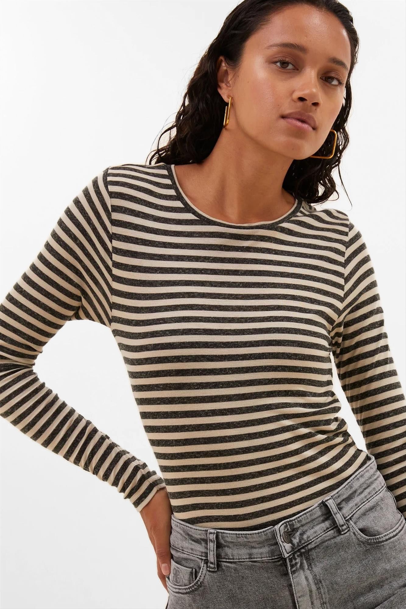 BY BAR - Ecru-Donkergrijze Basic Stripe longsleeve