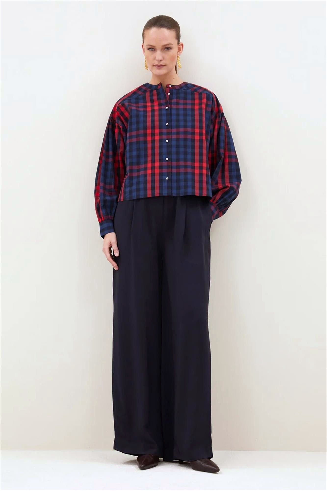 BY BAR - Donkerblauw-Rode Ella Check blouse