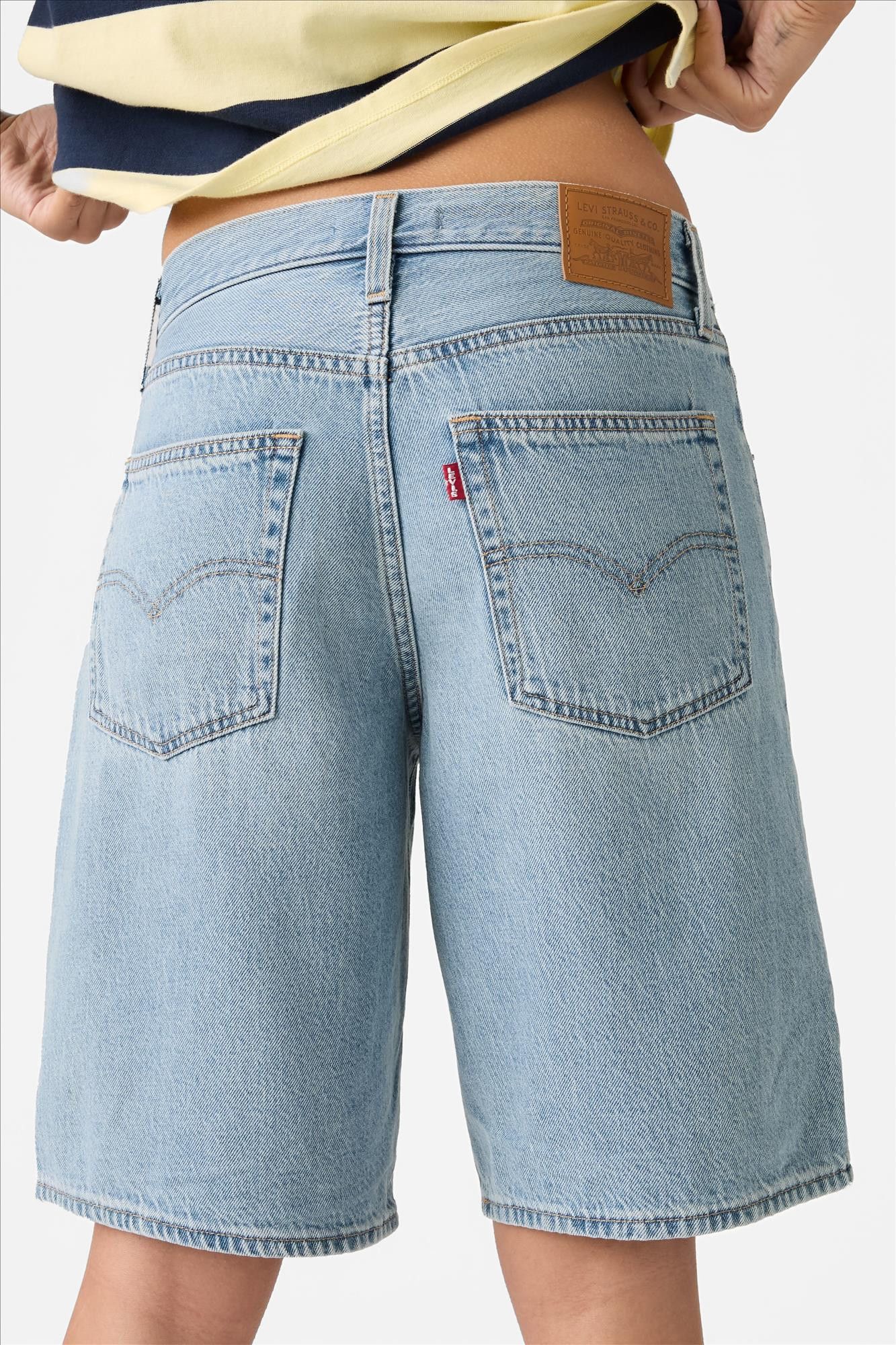 Levi's - Lichtblauwe Baggy Dad jort