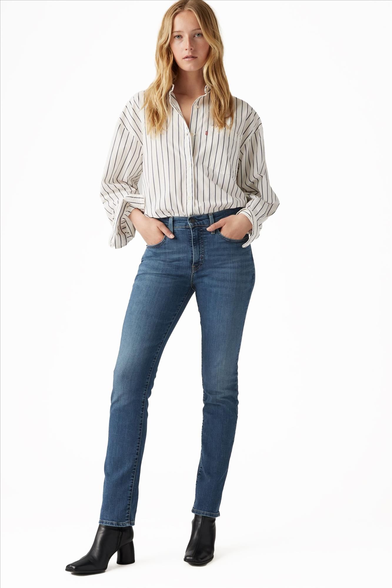 Levi's - Donkerblauwe 724 Slim Straight jeans
