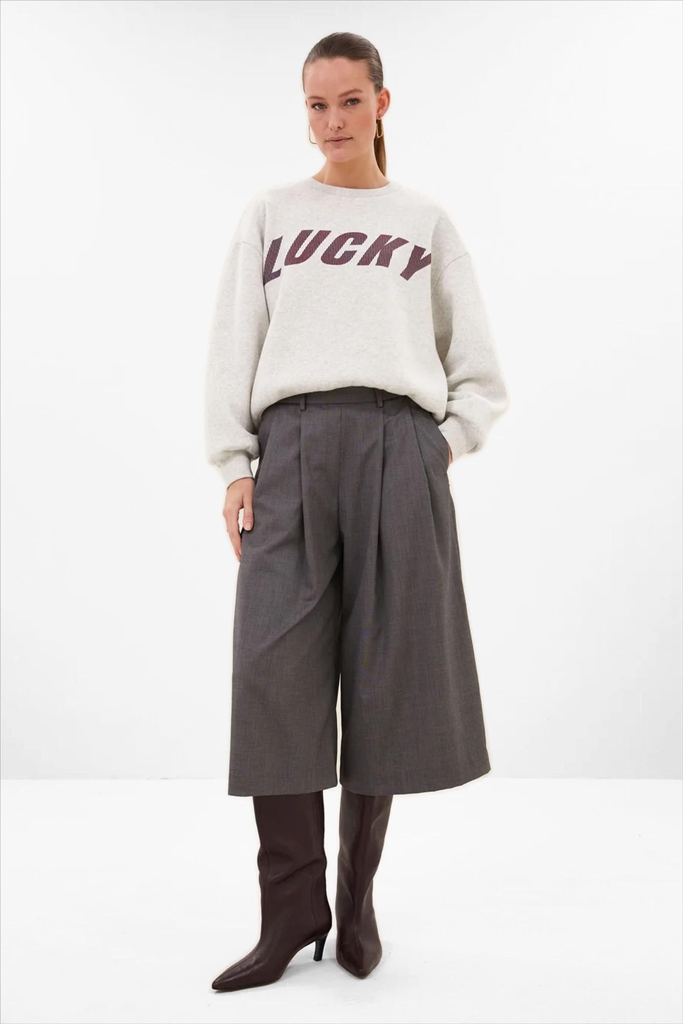 BY BAR - Donkergrijze Mowi bermuda short