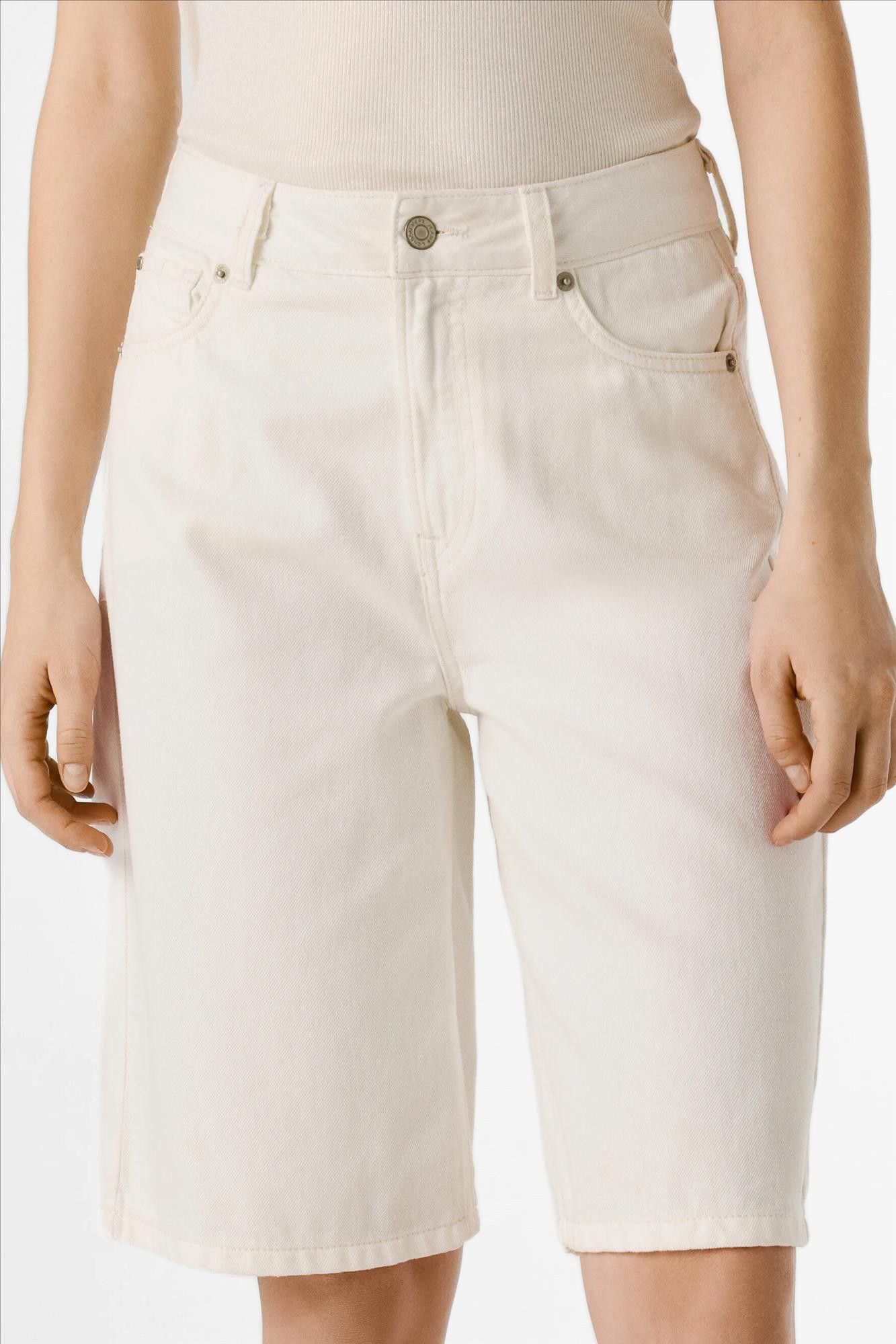 Pepe Jeans London - Ecru Lexa relaxed bermuda short