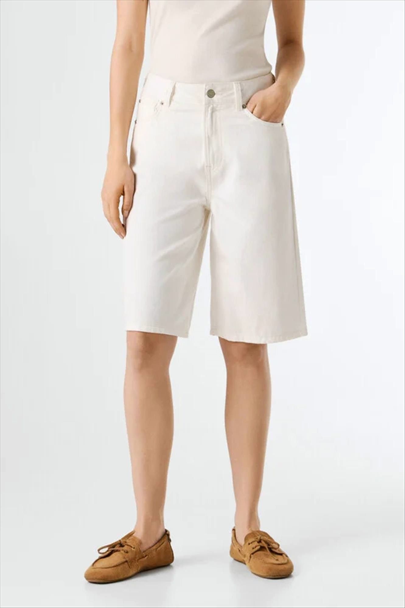 Pepe Jeans London - Ecru Lexa relaxed bermuda short