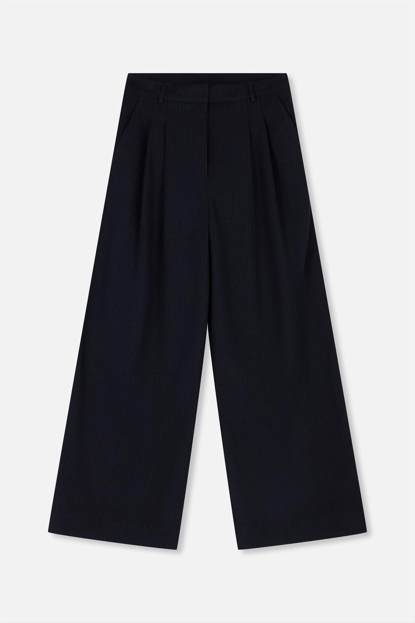 Boii Studios - Donkerblauwe Martina Pinstripe broek