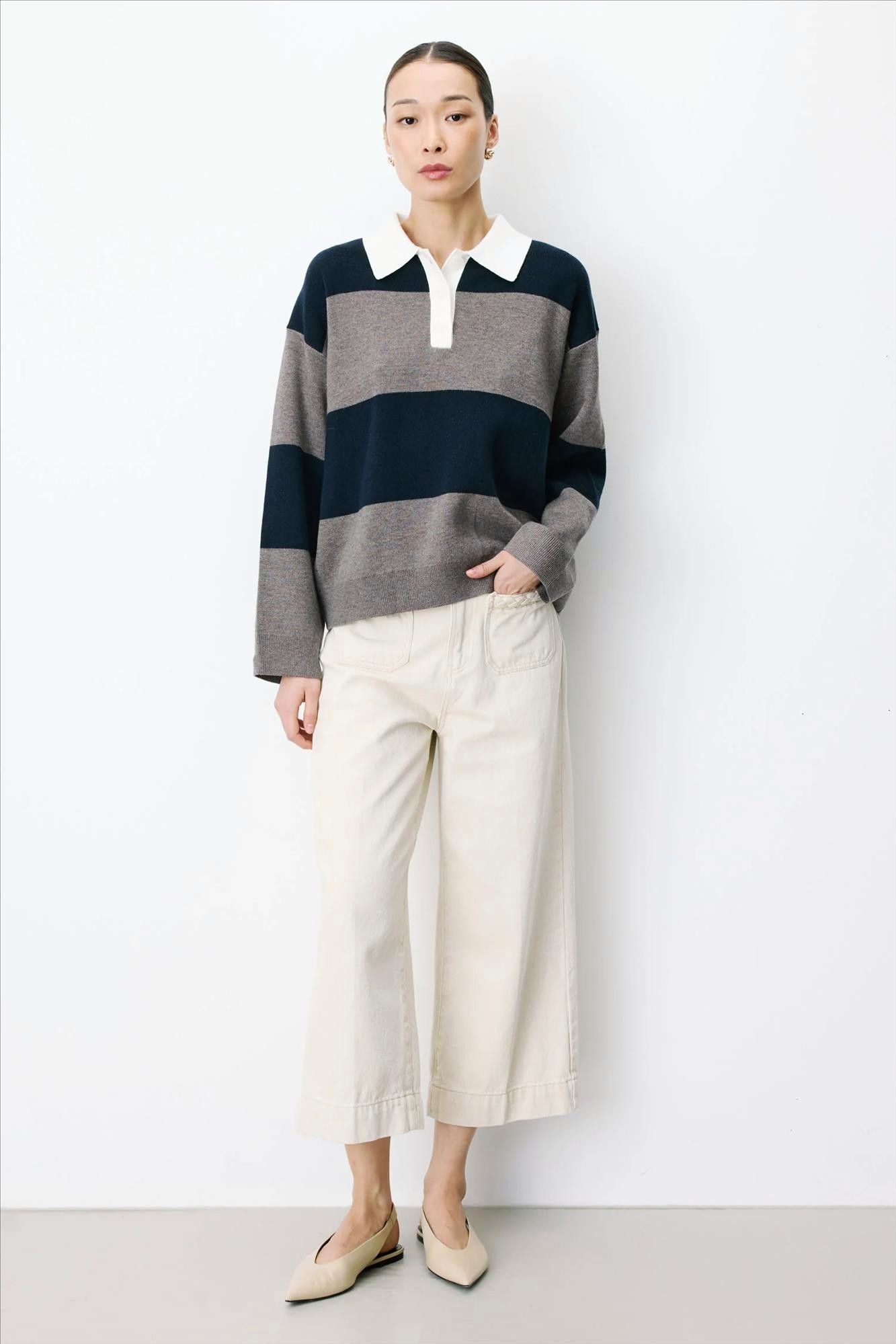 Grace & Mila - Beige-Donkerblauwe Astre polotrui