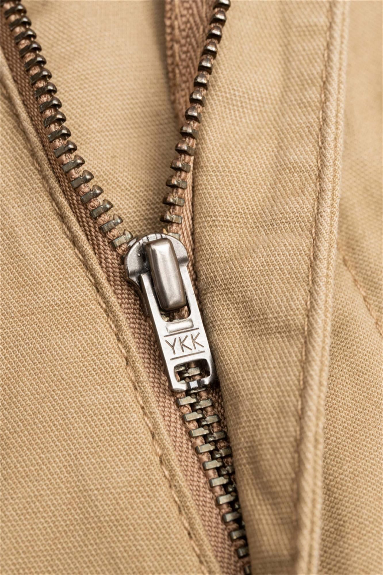 Reell - Beige Solid short