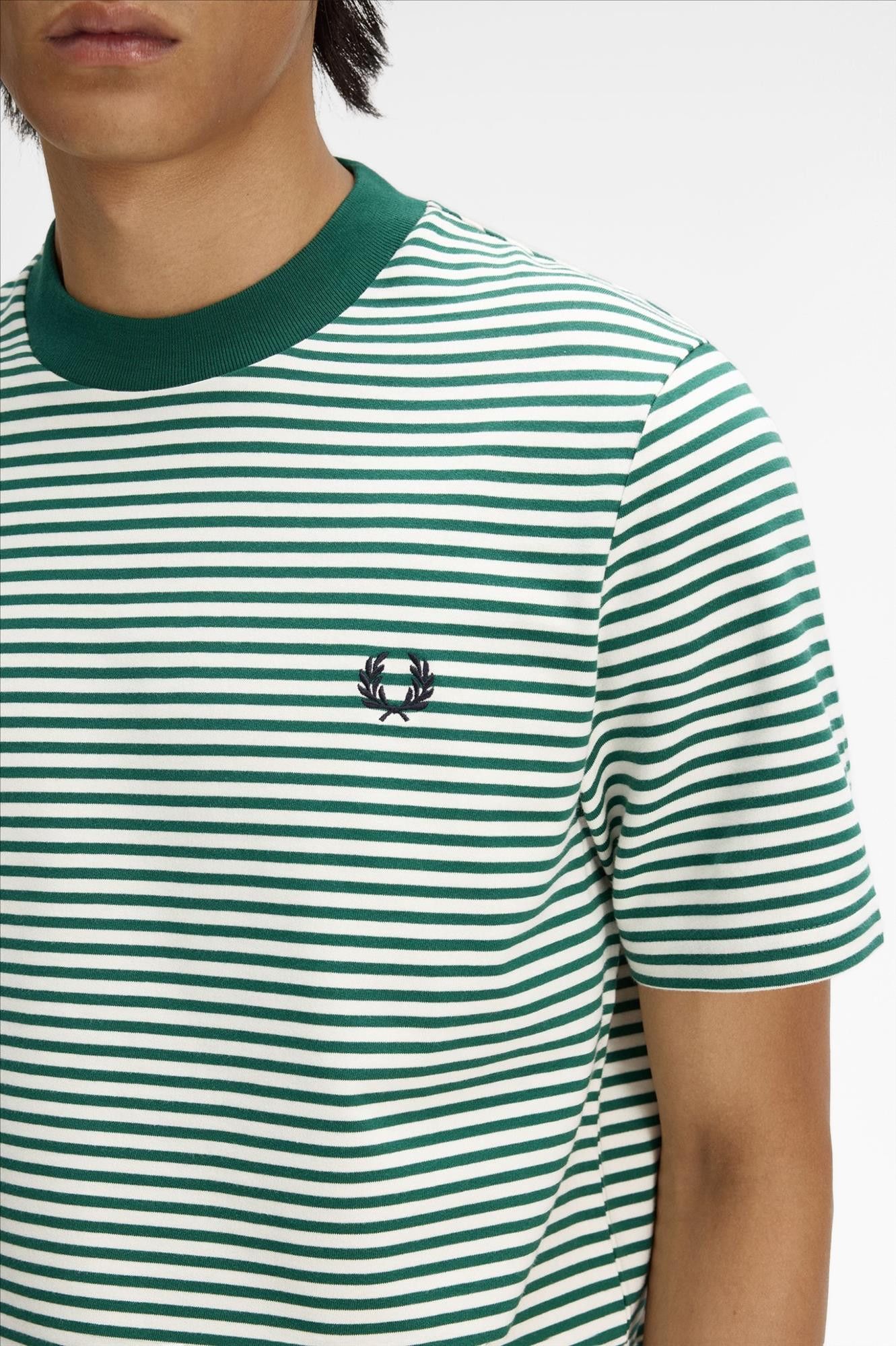 Fred Perry - Groen-Witte Fine Stripe T-shirt